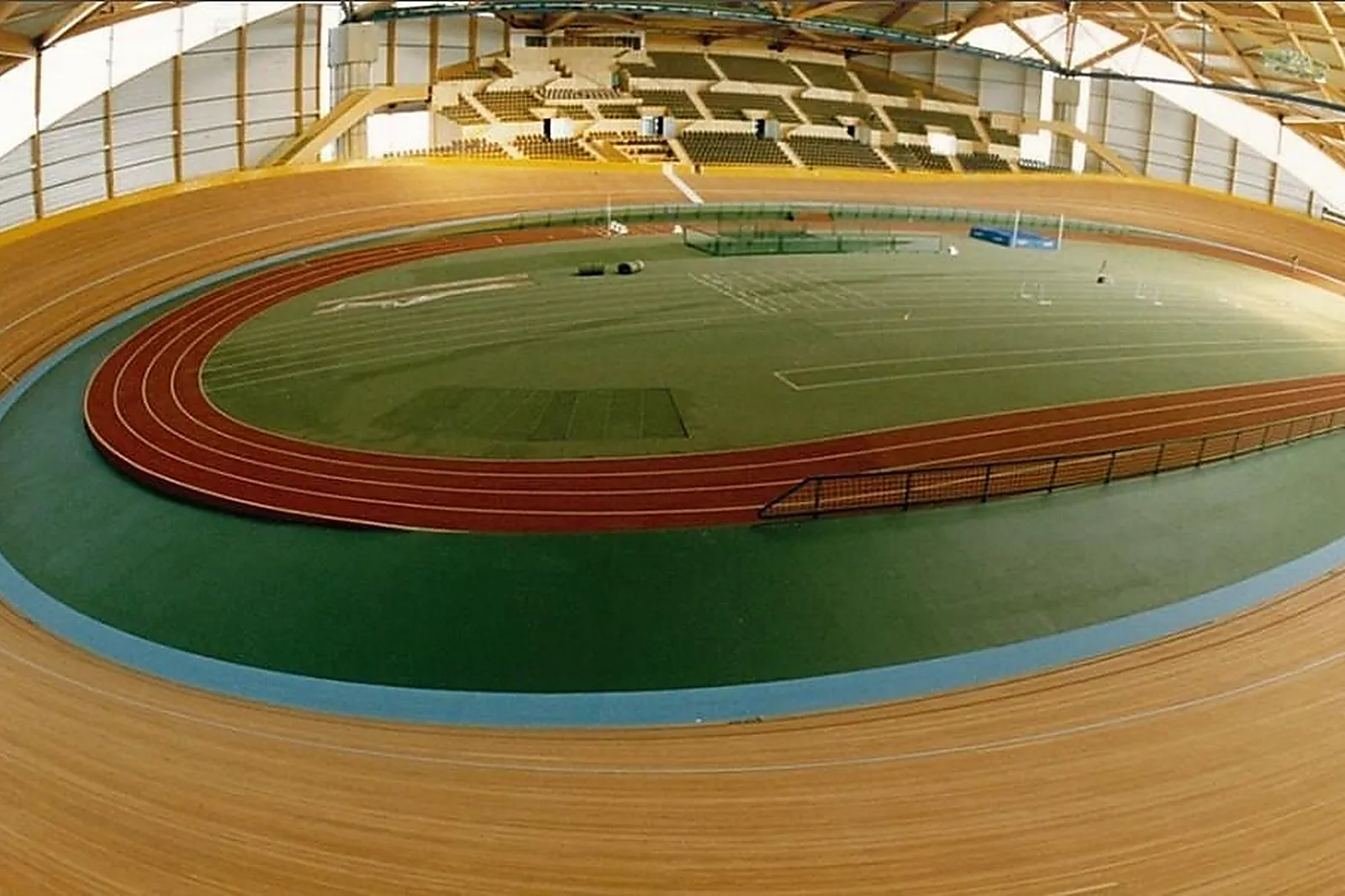 Lieux événementiels, STADIUM VELODROME