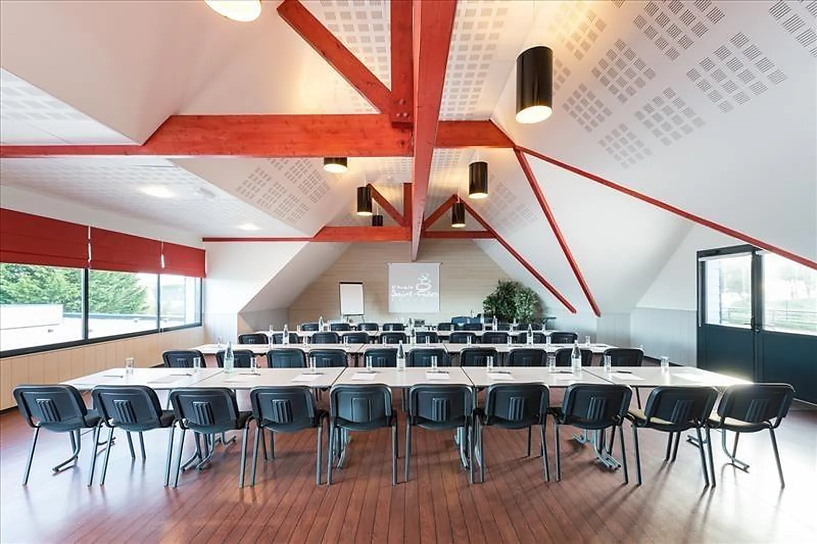 Lieux événementiels, SUNÊLIA ESCALE SAINT GILLES