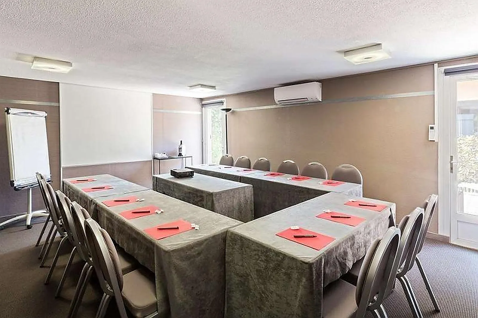 Lieux événementiels, SURE HÔTEL BY BEST WESTERN CHÂTEAUROUX