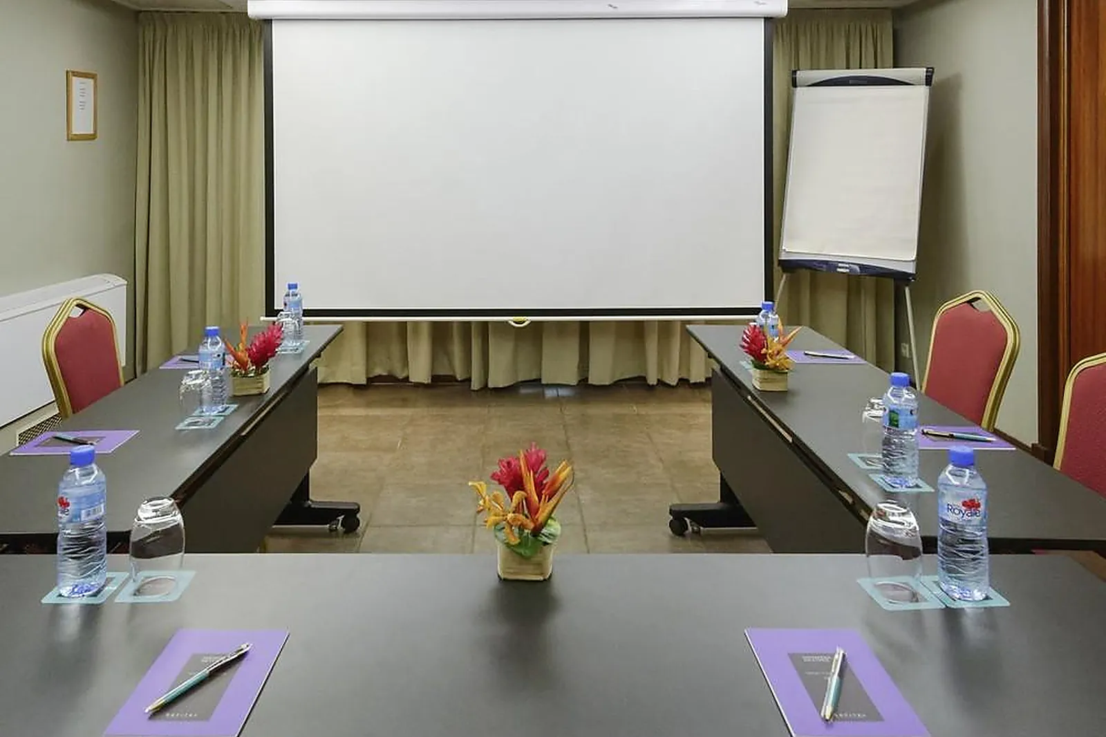 Lieux événementiels, TAHITI LA ORA BEACH RESORT