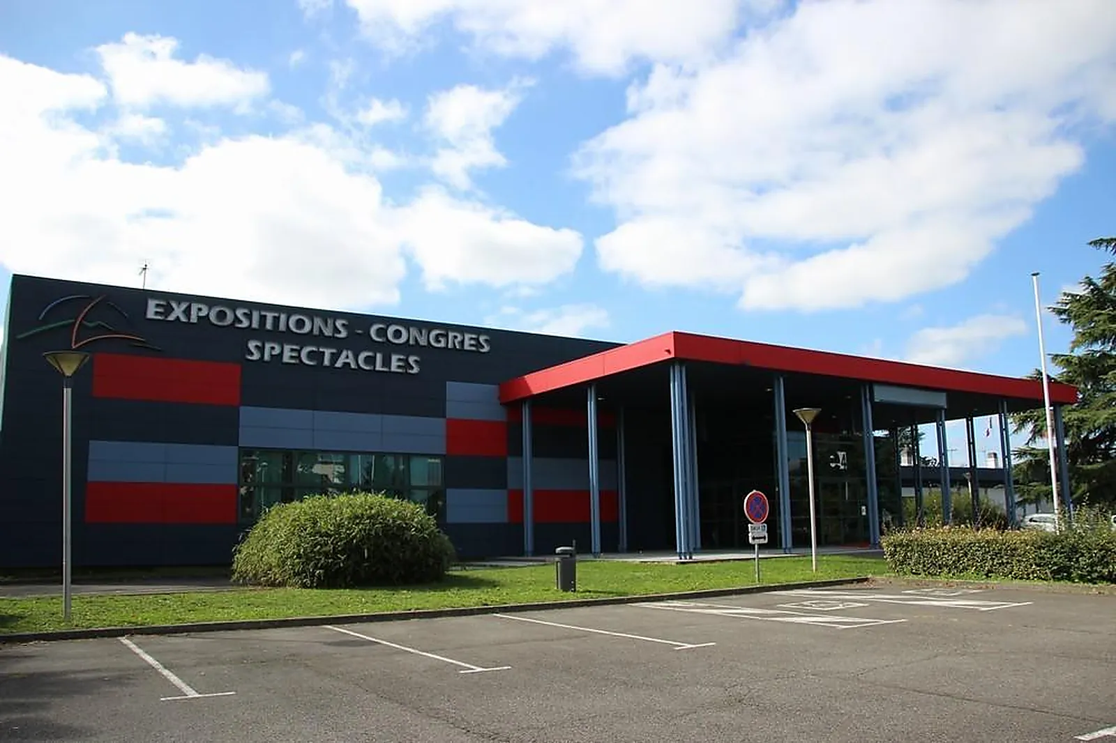 Lieux événementiels, TARBES EXPO PYRÉNÉES CONGRÈS