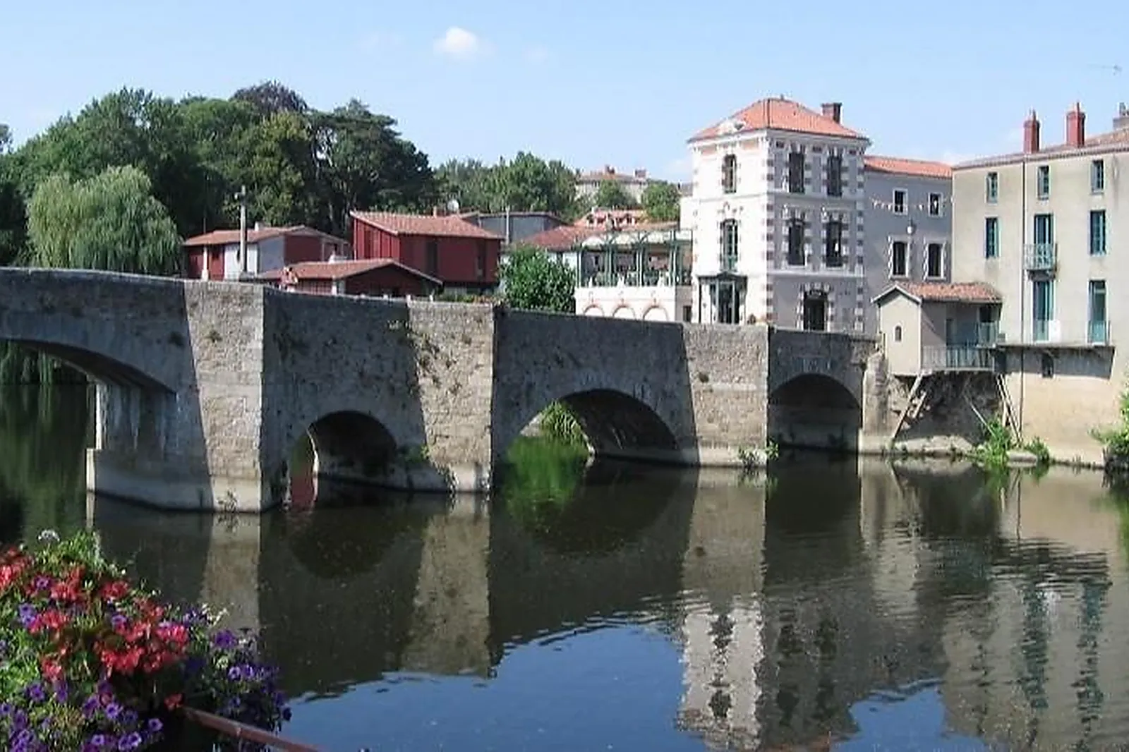 Lieux événementiels, TERNÉLIA HENRI IV