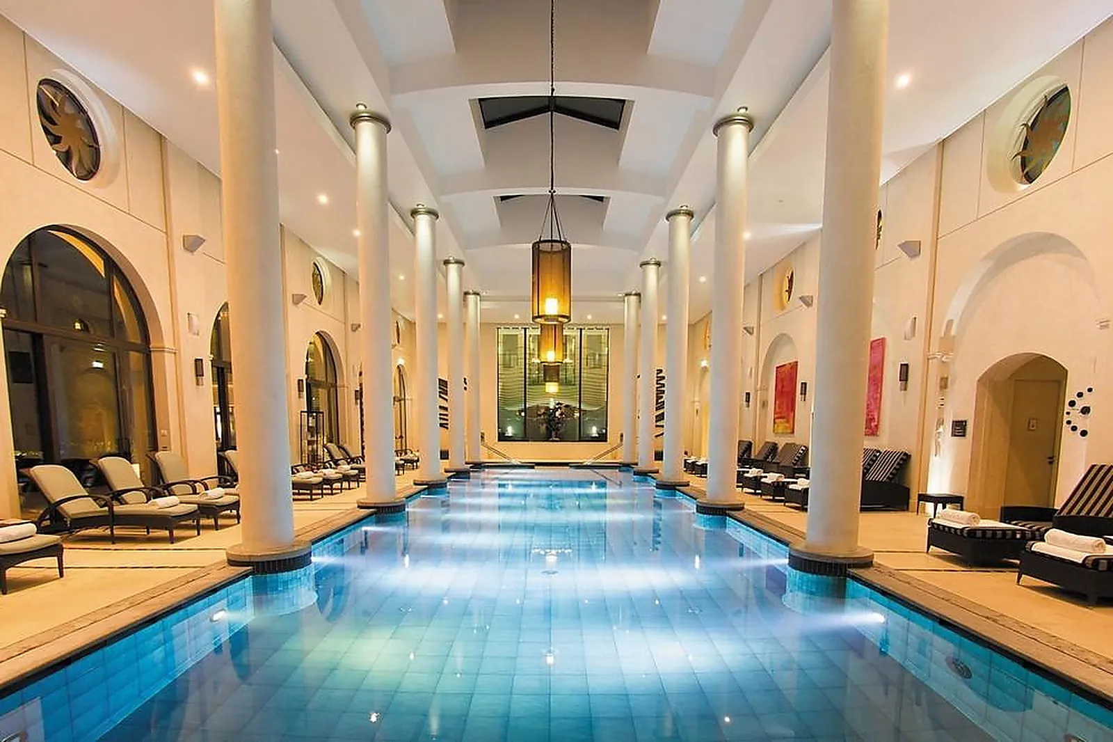 Lieux événementiels, TERRE BLANCHE HOTEL SPA GOLF RESORT