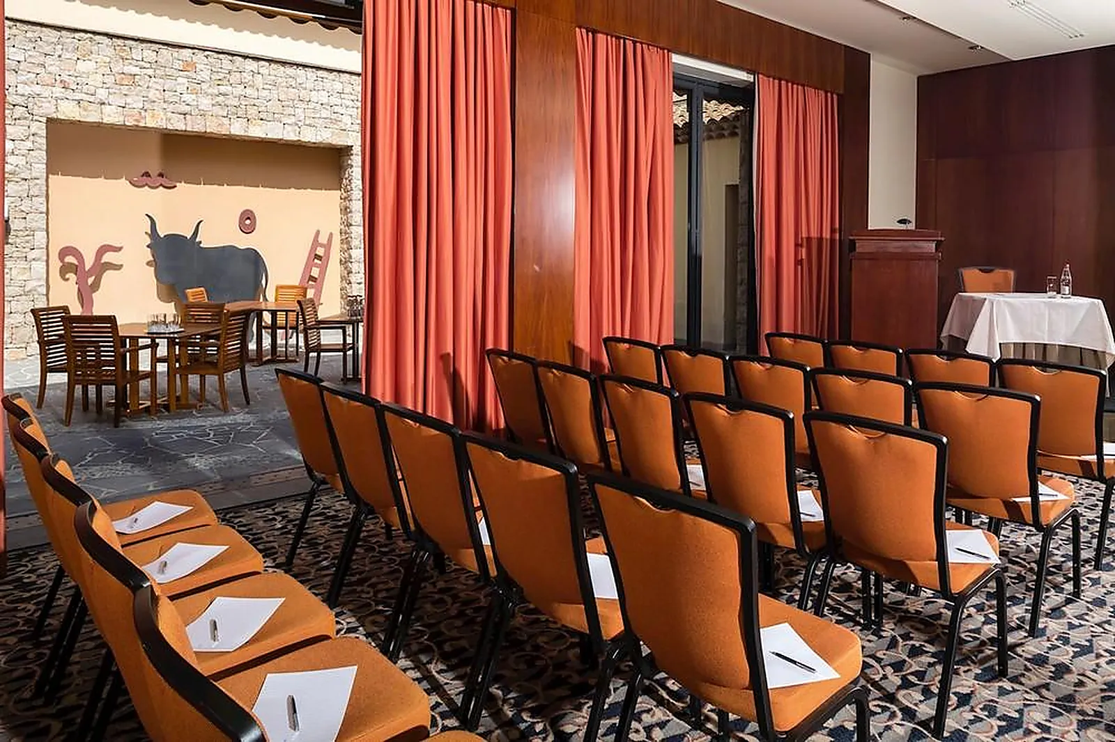 Lieux événementiels, TERRE BLANCHE HOTEL SPA GOLF RESORT