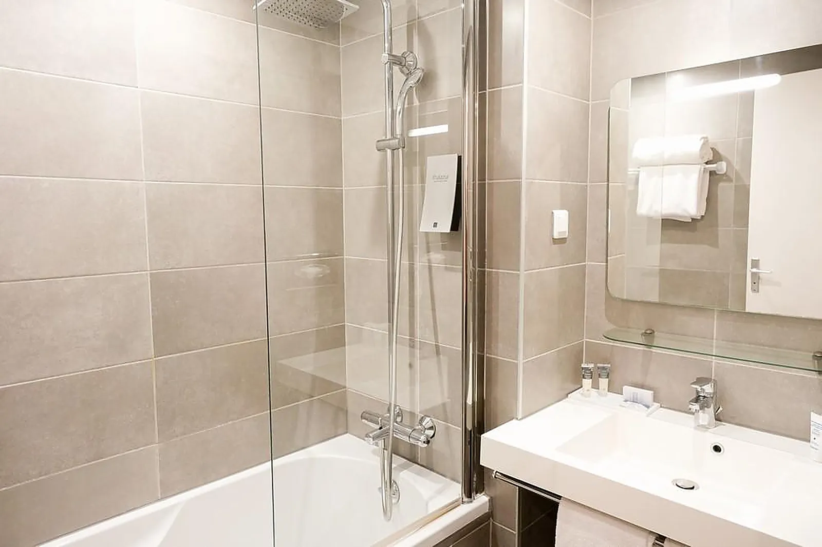 Lieux événementiels, THALAZUR ANTIBES