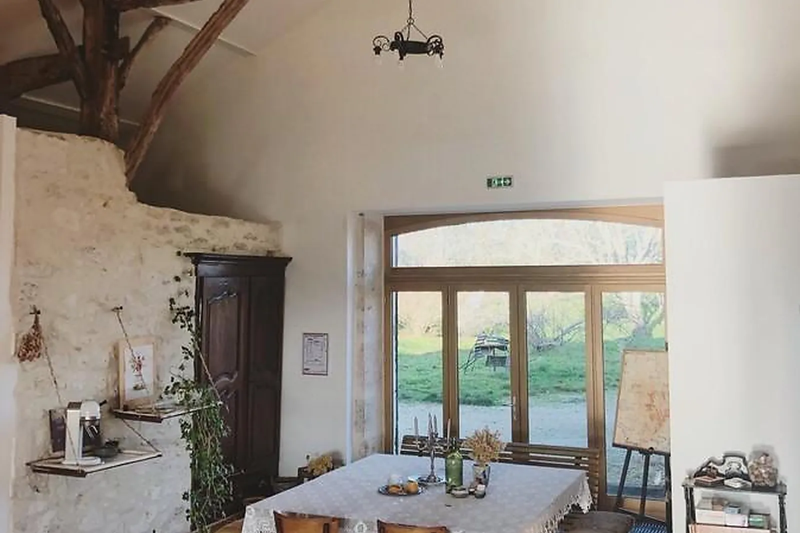 Lieux événementiels, THE HAPPY HAMLET