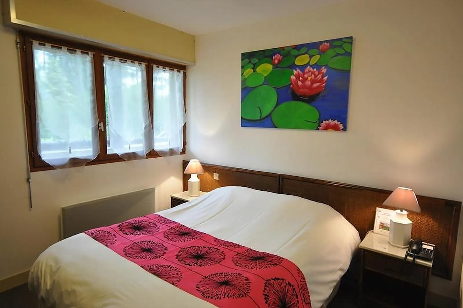 Lieux événementiels, THE ORIGINALS ACCESS HÔTEL LA DOUSSEINE DREUX NORD