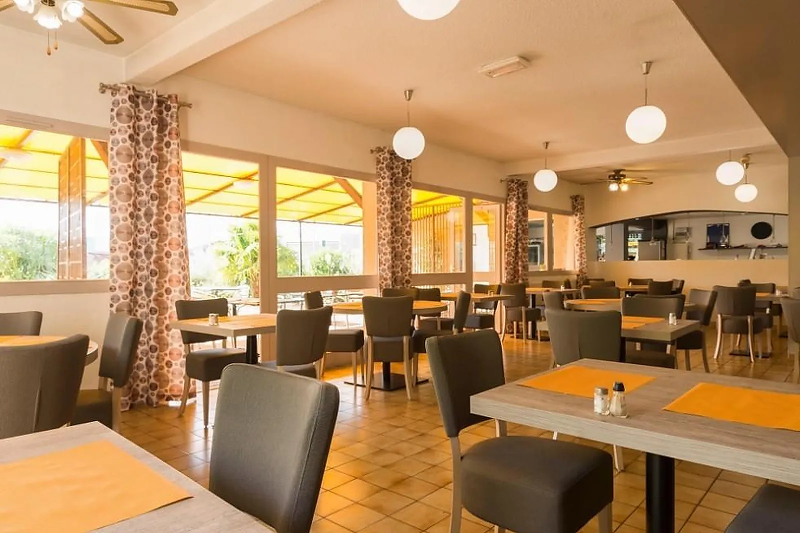 Lieux événementiels, THE ORIGINALS ACCESS HÔTEL VALENCE EST