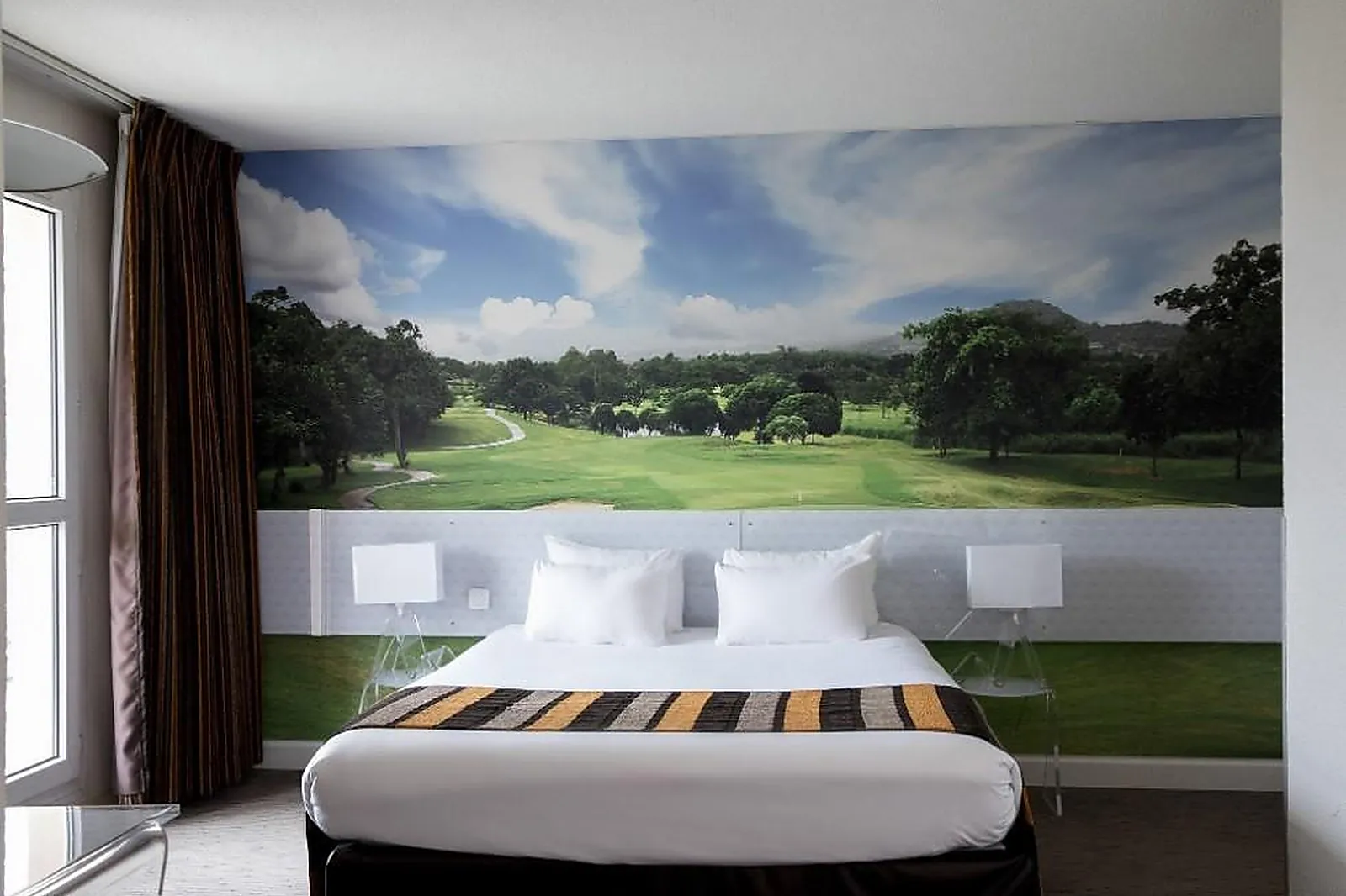 Lieux événementiels, THE ORIGINALS BOUTIQUE HÔTEL GOLF PARIS EST