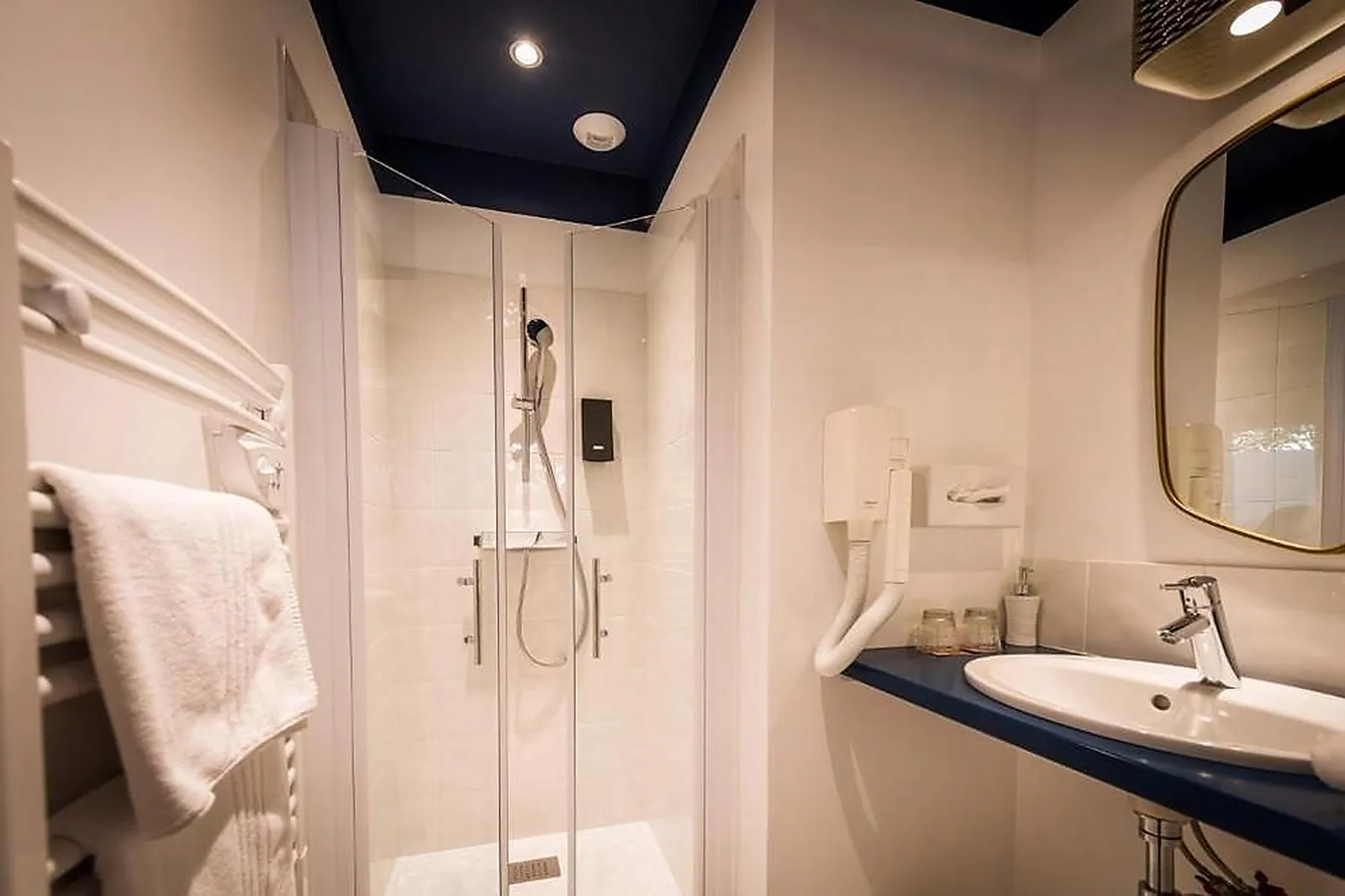 Lieux événementiels, THE ORIGINALS BOUTIQUE HÔTEL LE LONDRES SAUMUR