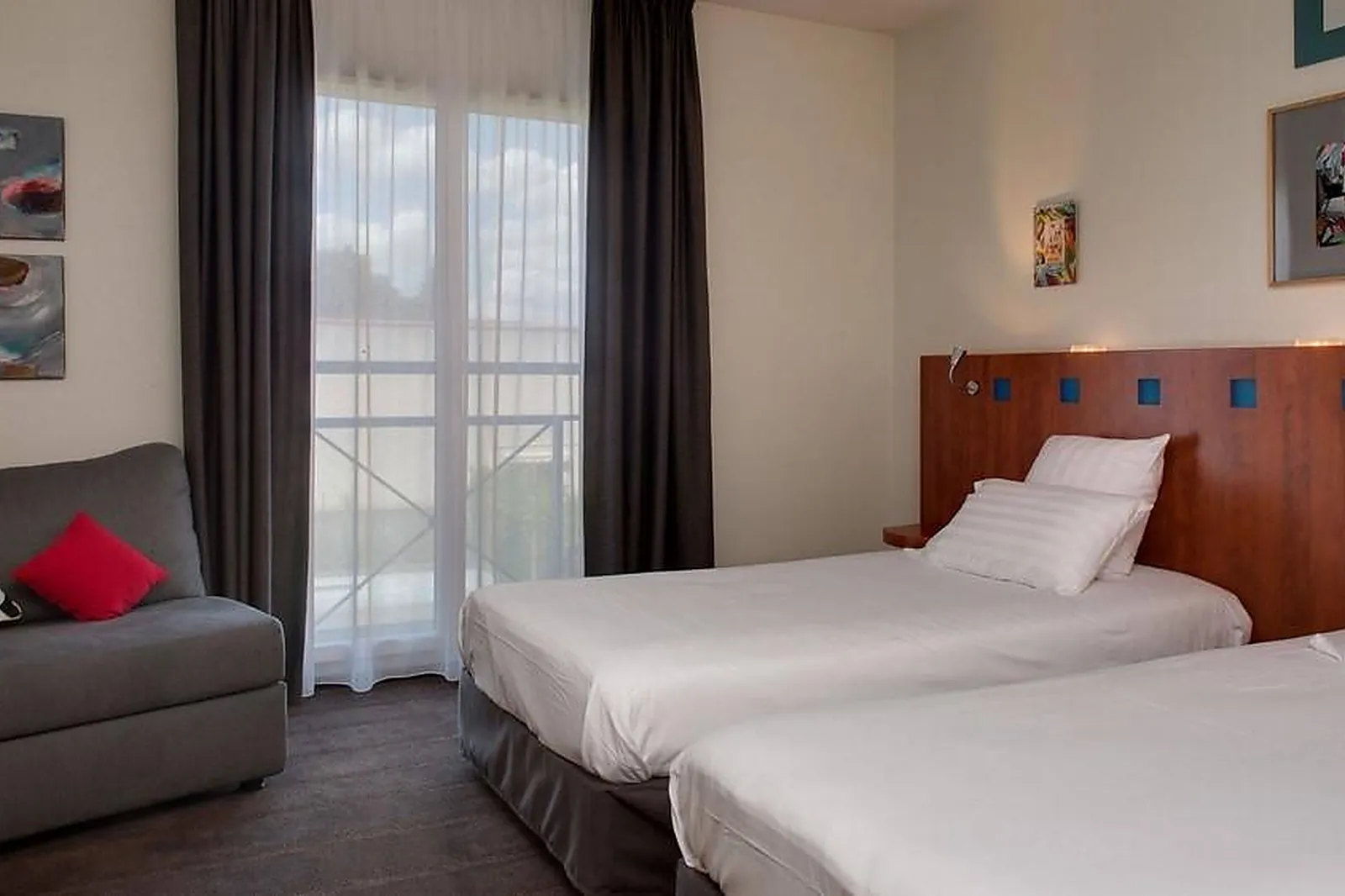 Lieux événementiels, THE ORIGINALS BOUTIQUE HÔTEL LE PARIOU ISSOIRE