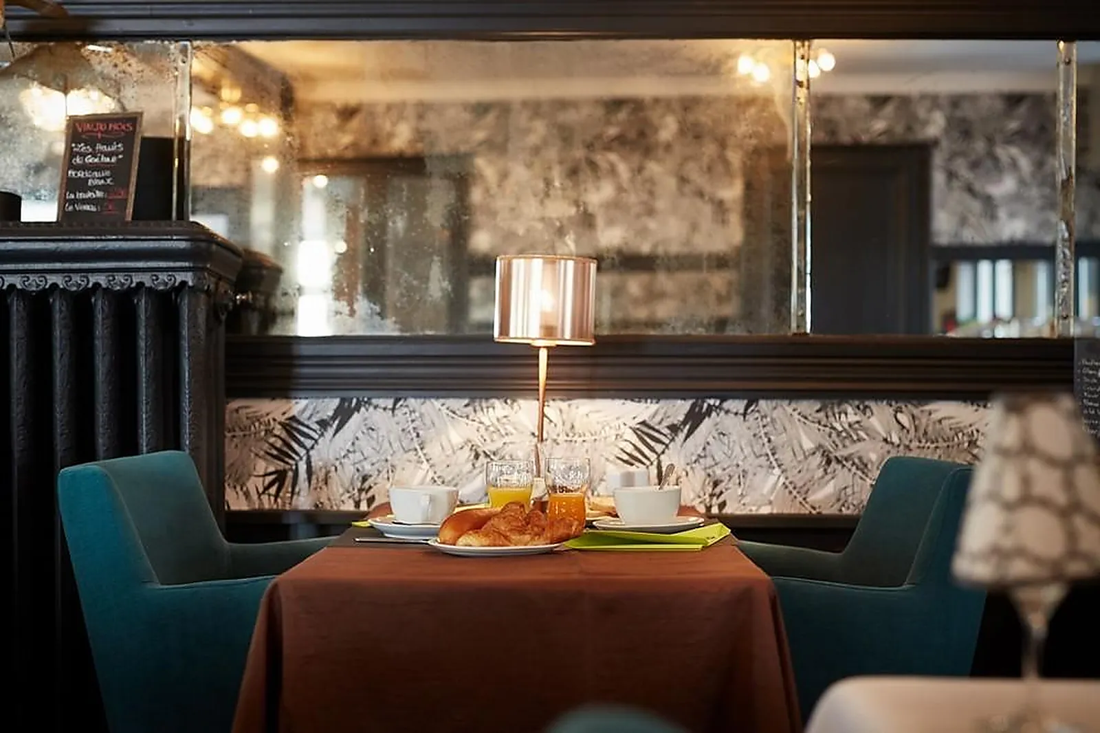 Lieux événementiels, THE ORIGINALS BOUTIQUE LA COLONNE DE BRONZE