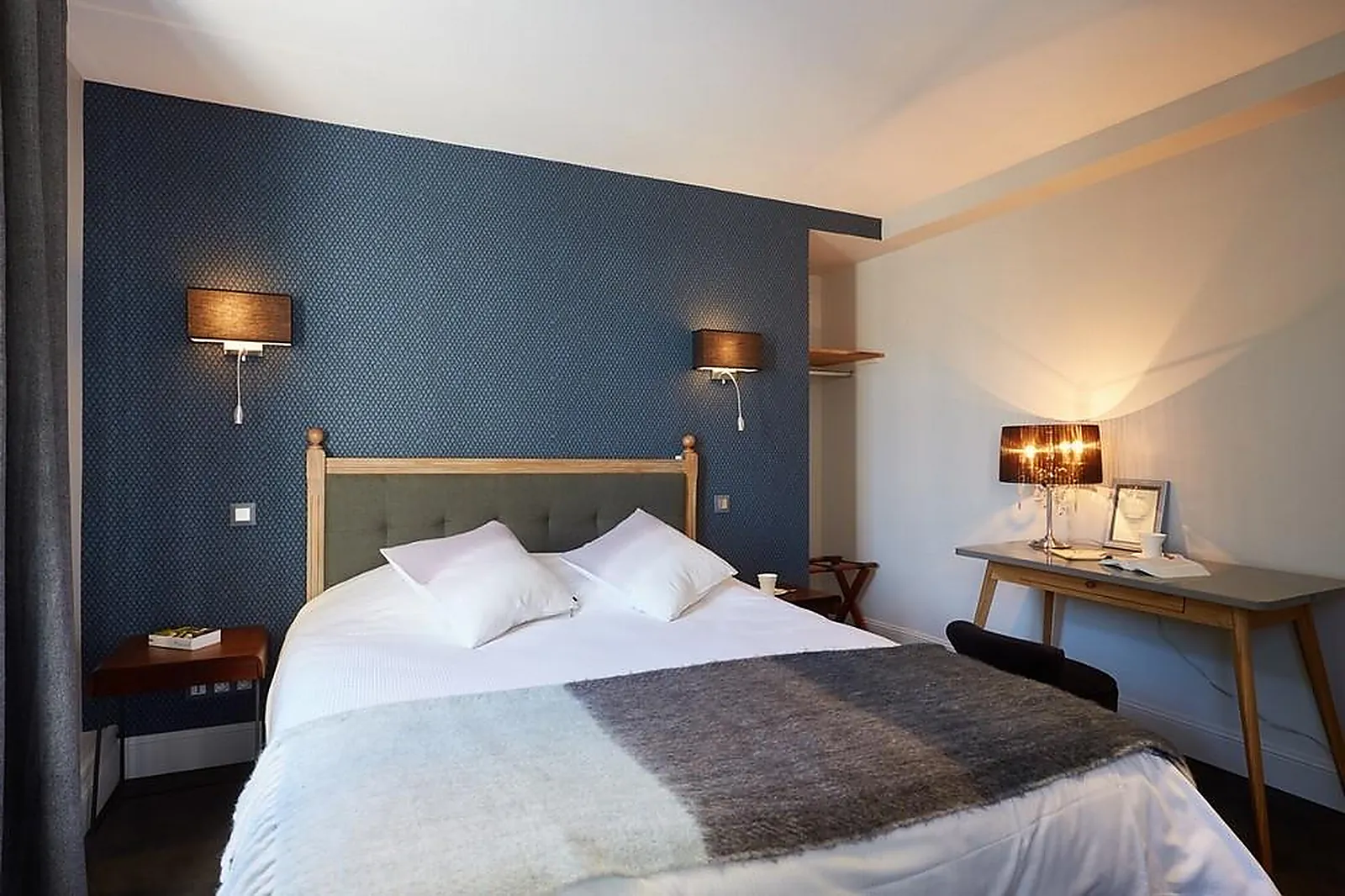 Lieux événementiels, THE ORIGINALS BOUTIQUE LA COLONNE DE BRONZE