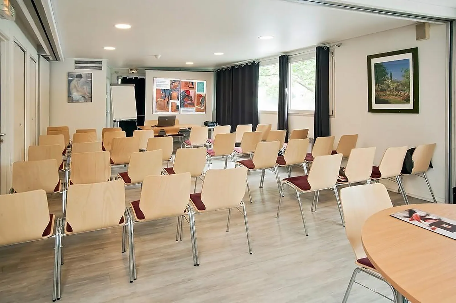 Lieux événementiels, THE ORIGINALS BOUTIQUE LA DÉFENSE NANTERRE