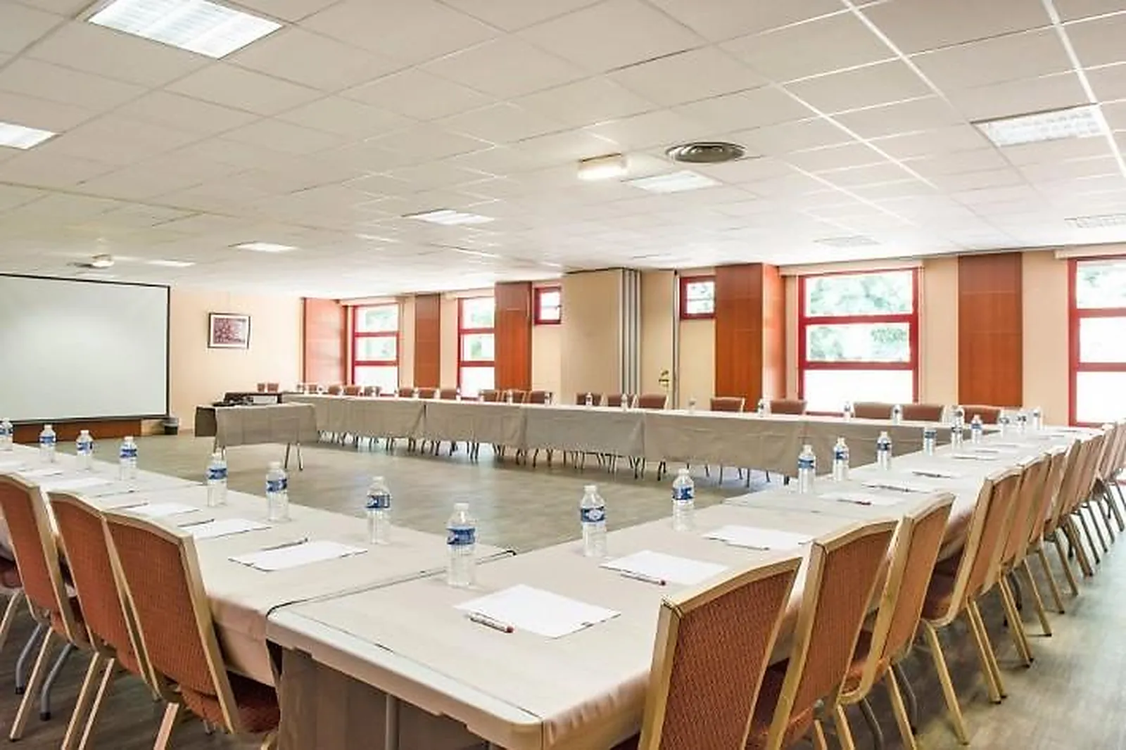 Lieux événementiels, THE ORIGINALS CITY COMPLEXE ASCOTEL LILLE MÉTROPOLE