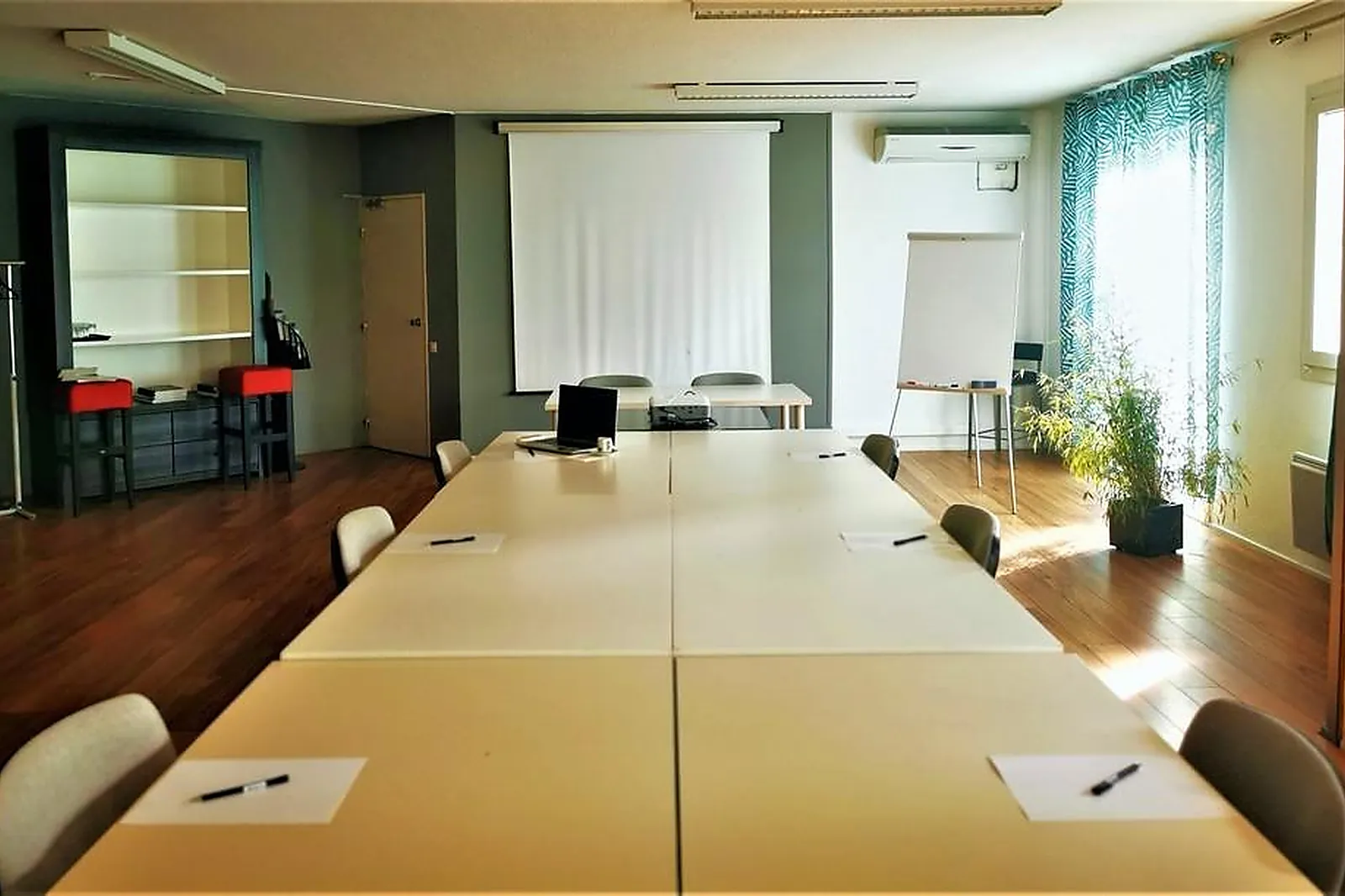 Lieux événementiels, THE ORIGINALS CITY HÔTEL BORDEAUX PORTE DU BASSIN