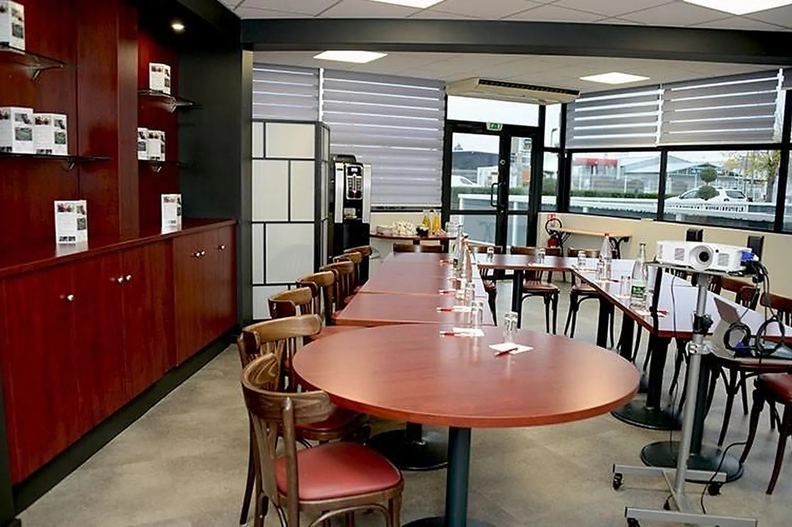 Lieux événementiels, THE ORIGINALS CITY HÔTEL HÉLIOS ROANNE NORD