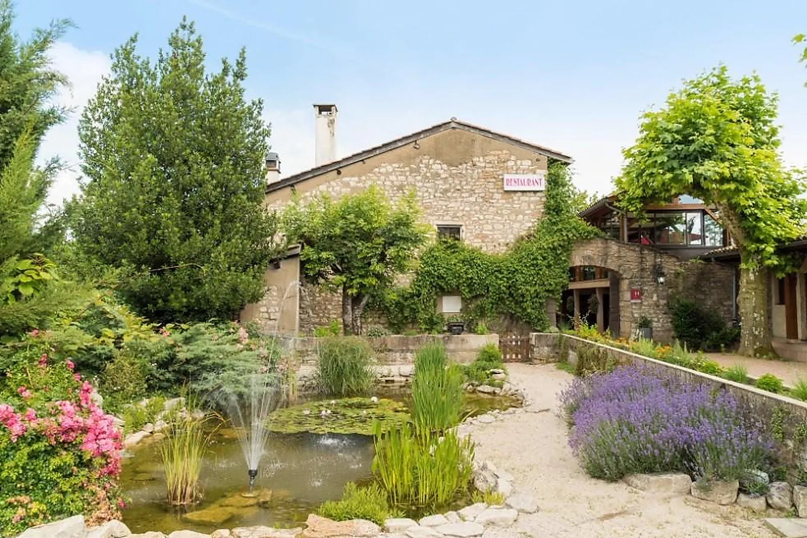 Lieux événementiels, THE ORIGINALS CITY HOTEL LA VIEILLE FERME MÂCON NORD