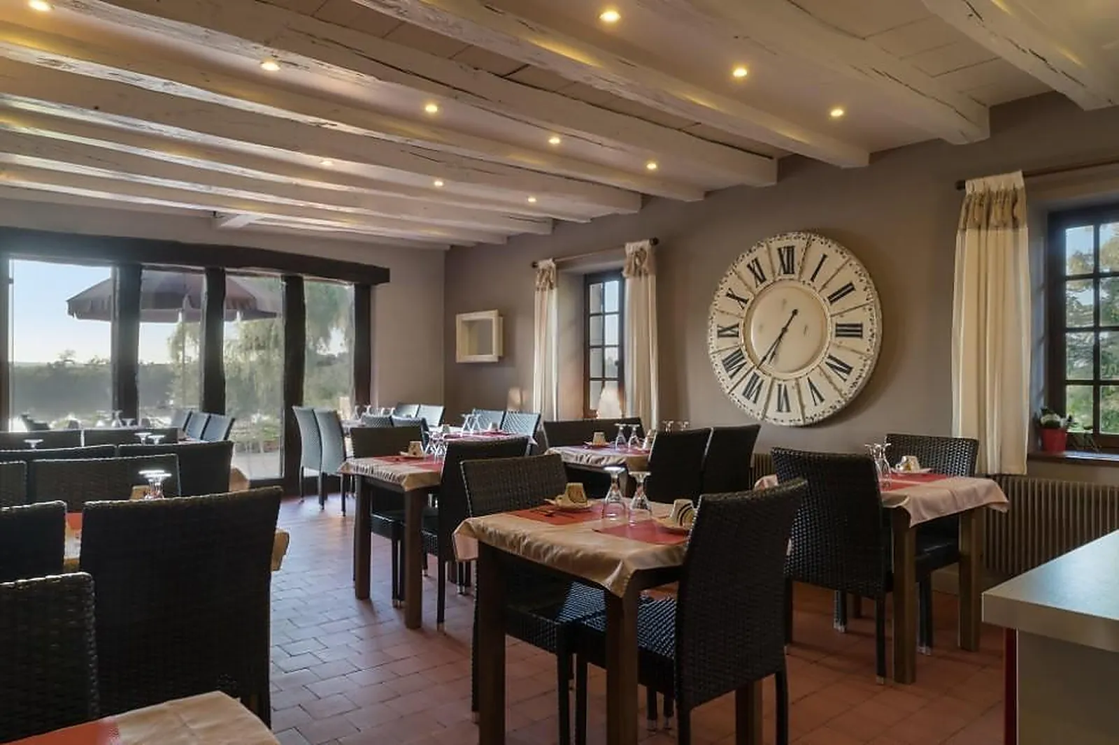 Lieux événementiels, THE ORIGINALS CITY HOTEL LA VIEILLE FERME MÂCON NORD