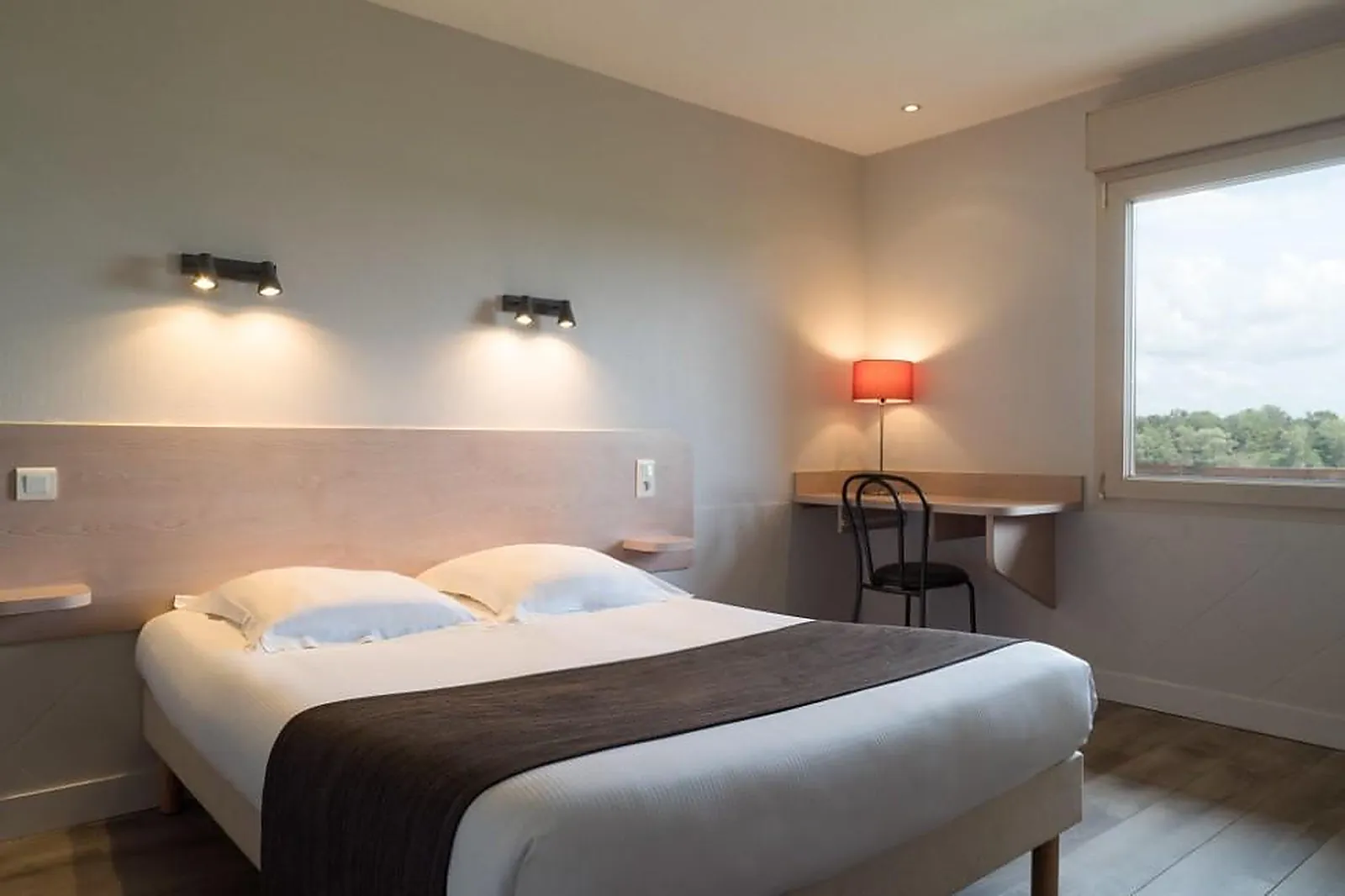 Lieux événementiels, THE ORIGINALS CITY HOTEL LA VIEILLE FERME MÂCON NORD