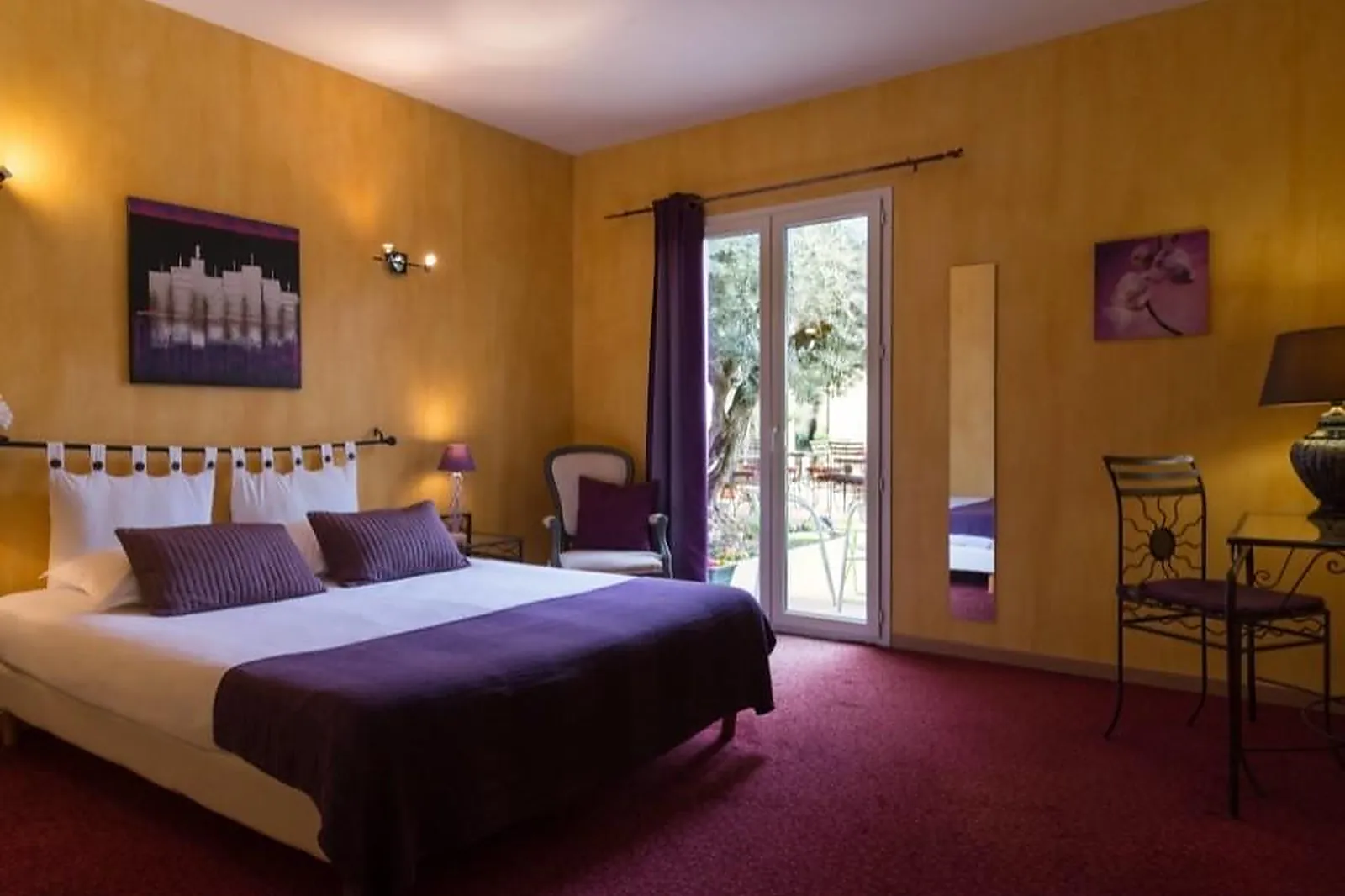 Lieux événementiels, THE ORIGINALS CITY HÔTEL LE VILLAGE PROVENÇAL