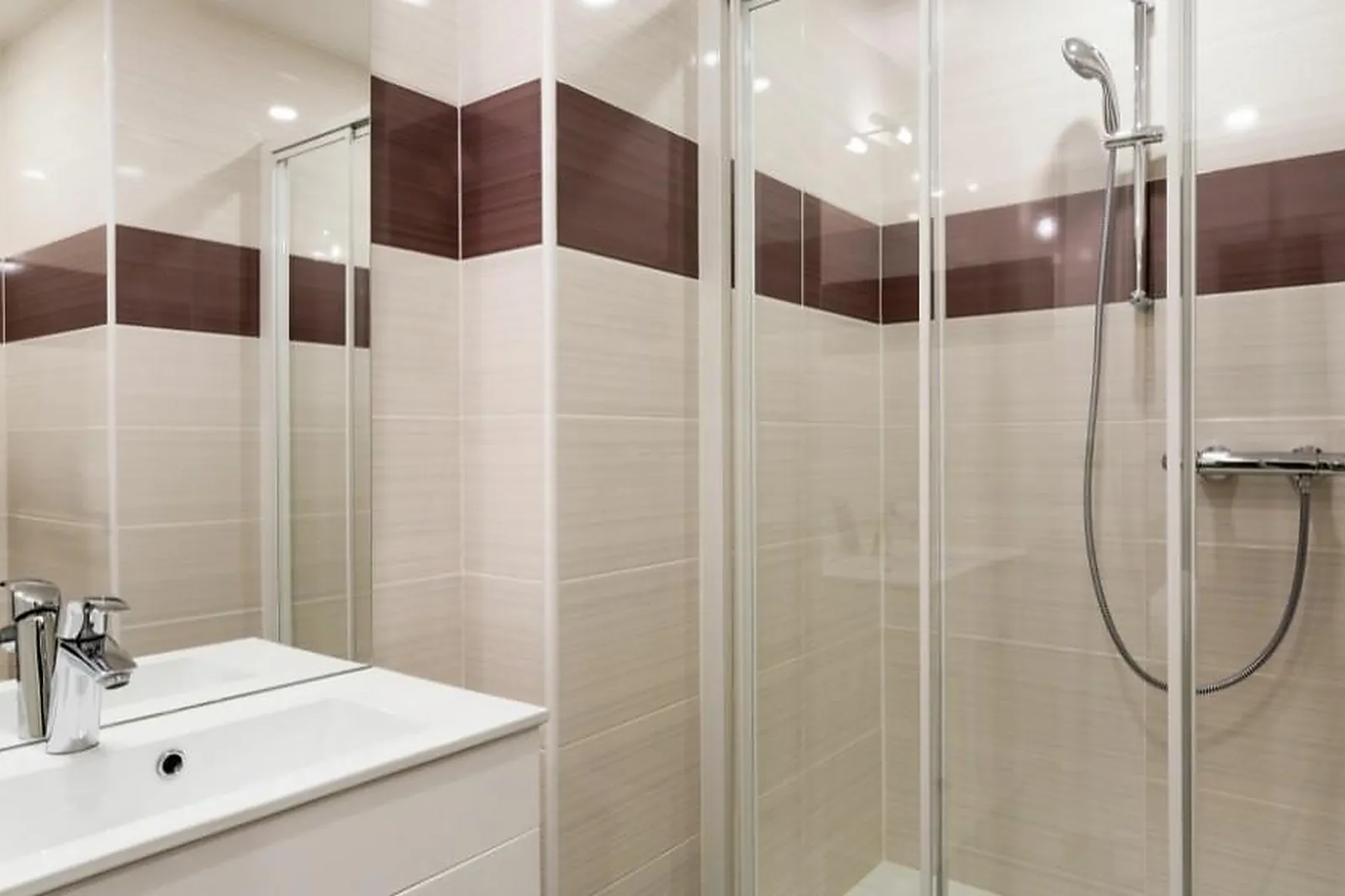 Lieux événementiels, THE ORIGINALS CITY LE RELAIS DES CARNUTES DREUX OUEST