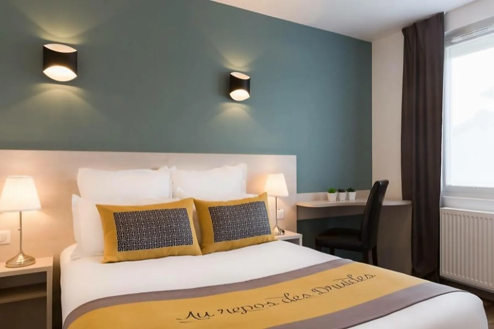 Lieux événementiels, THE ORIGINALS CITY LE RELAIS DES CARNUTES DREUX OUEST