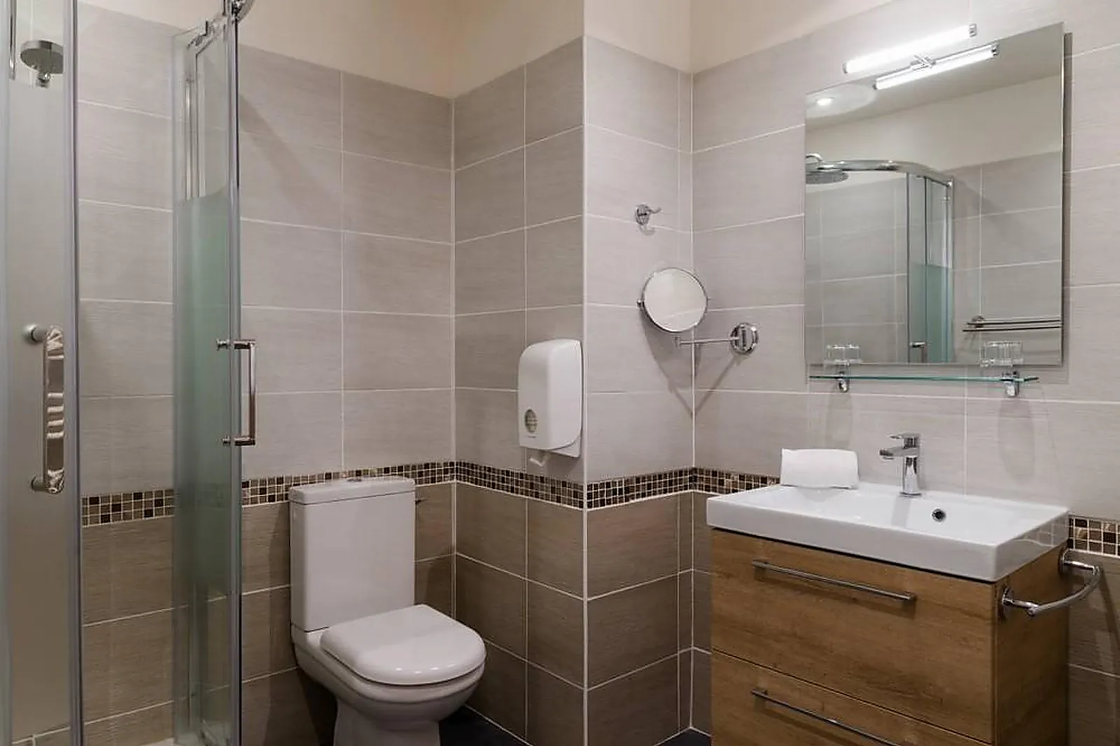 Lieux événementiels, THE ORIGINALS HÔTEL DU PARC AVIGNON EST