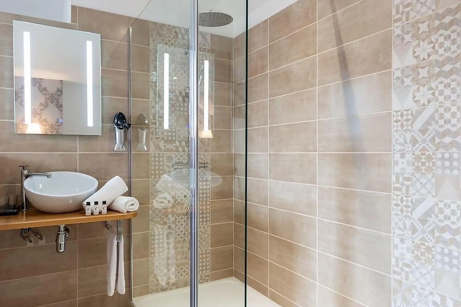 Lieux événementiels, THE ORIGINALS, LE MANOIR DE PIERRE LEVEE