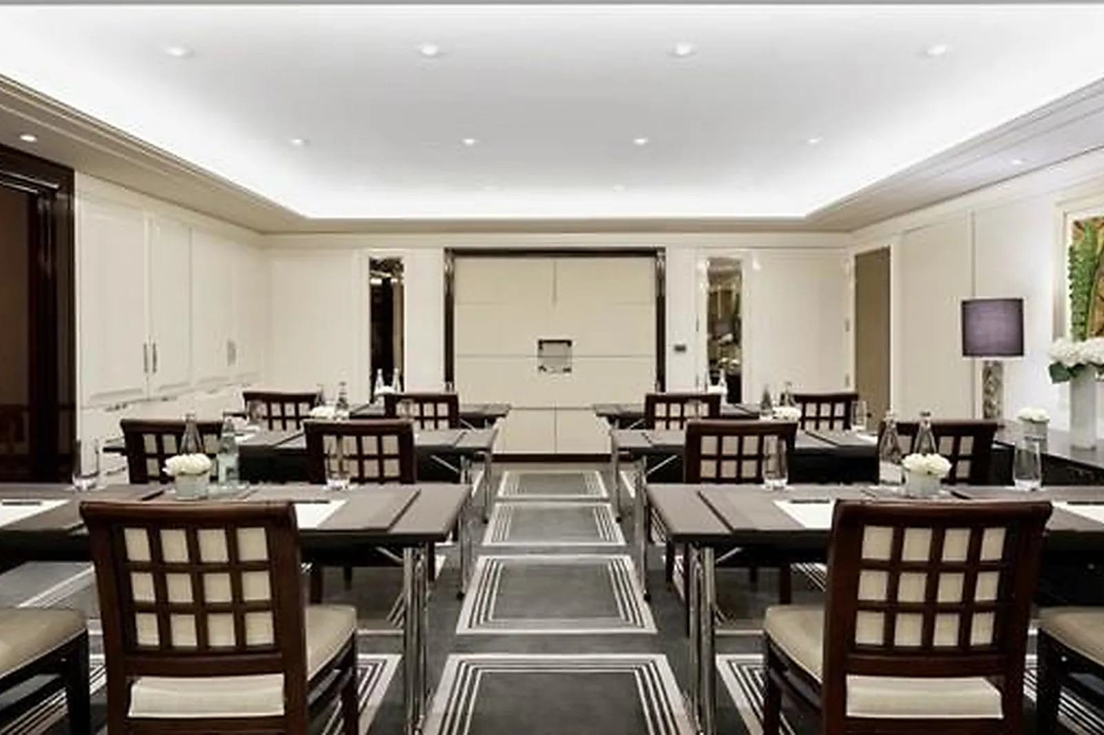 Lieux événementiels, THE PENINSULA PARIS