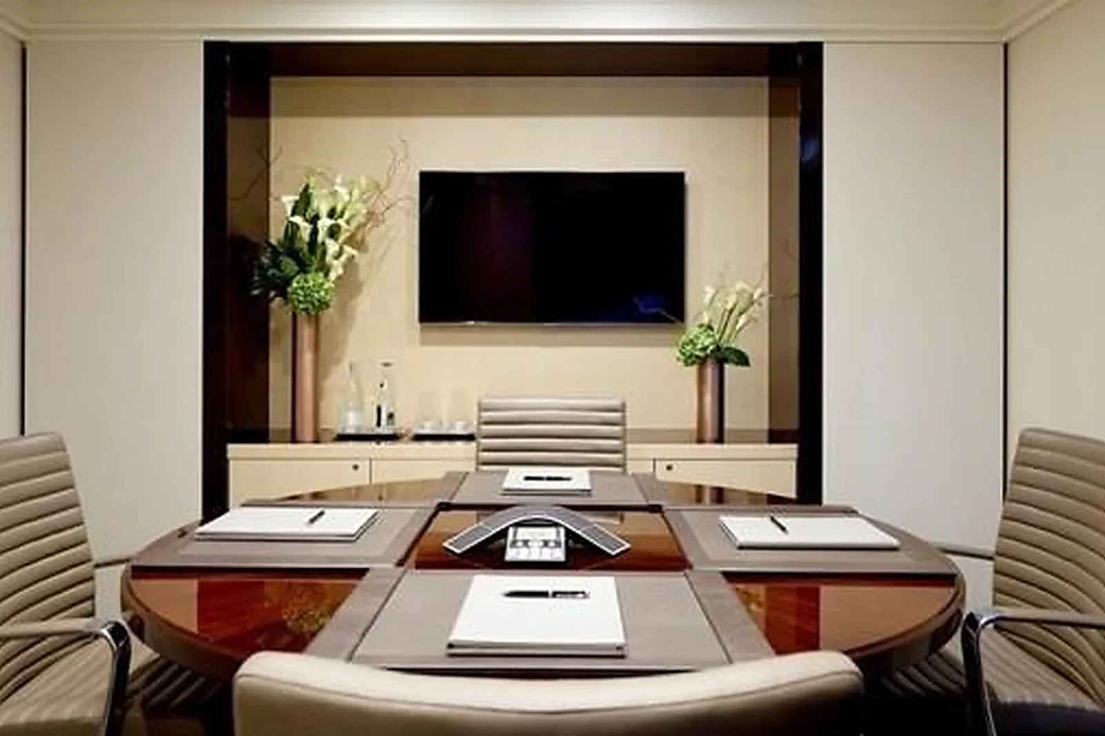 Lieux événementiels, THE PENINSULA PARIS