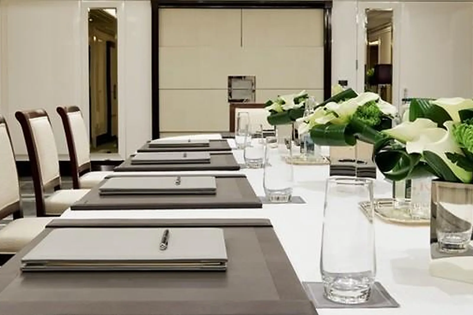 Lieux événementiels, THE PENINSULA PARIS