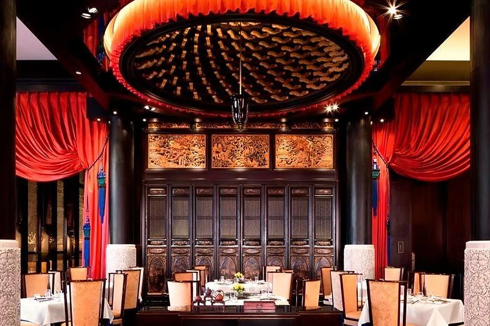 Lieux événementiels, THE PENINSULA PARIS