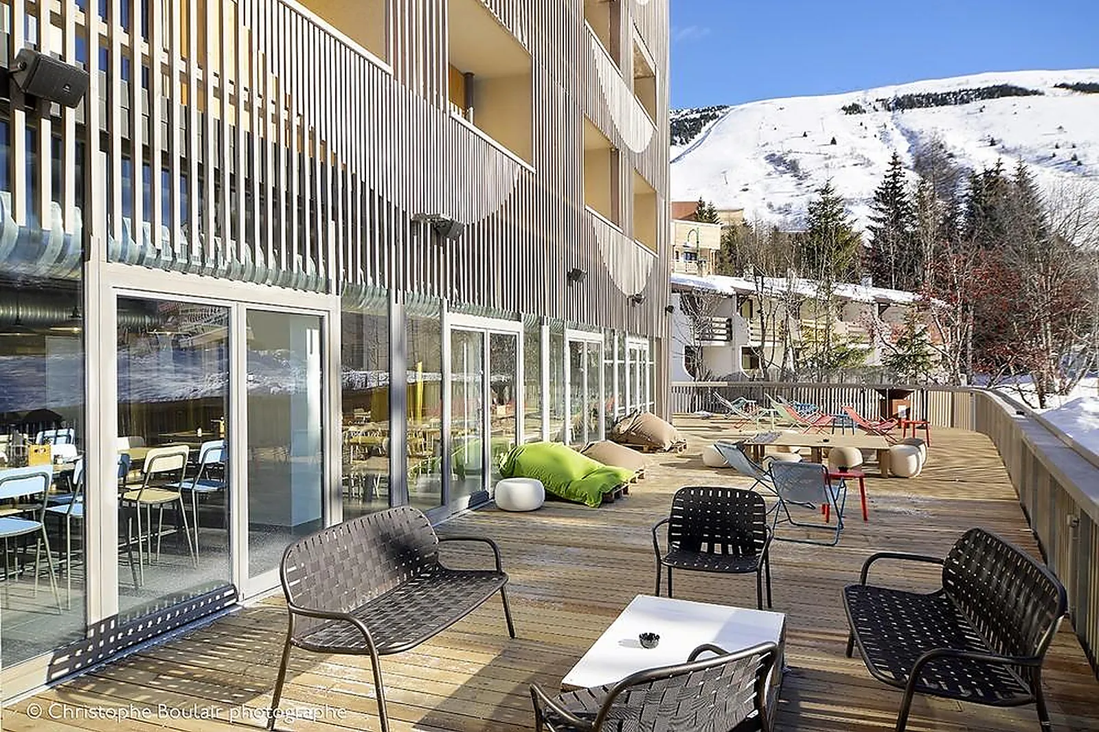 Lieux événementiels, THE PEOPLE HOSTEL LES DEUX ALPES