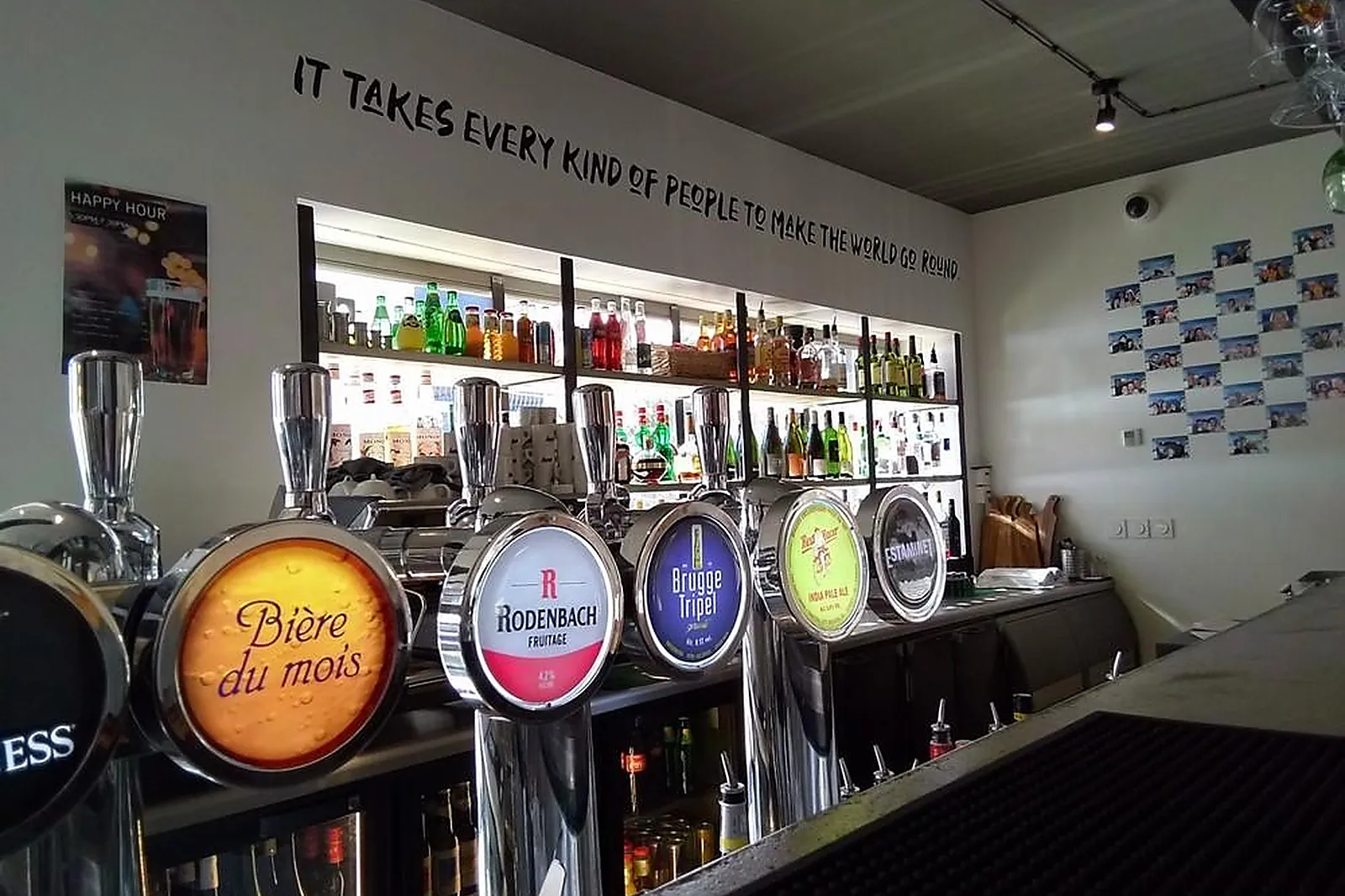 Lieux événementiels, THE PEOPLE HOSTEL LES DEUX ALPES