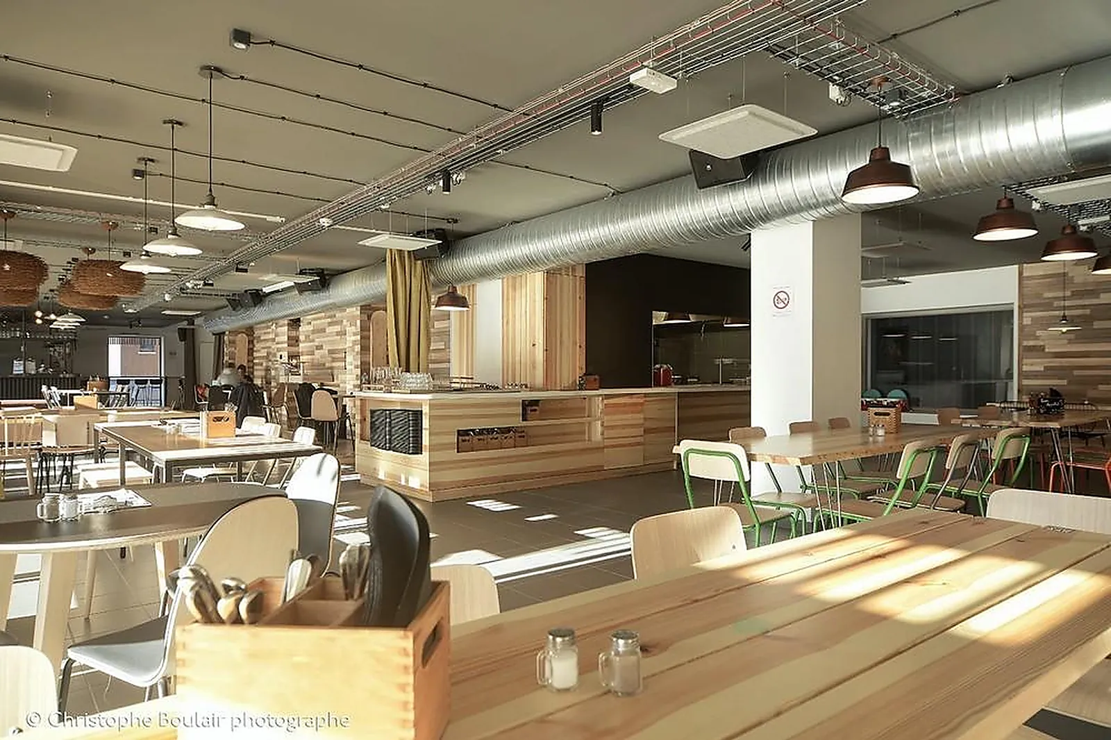 Lieux événementiels, THE PEOPLE HOSTEL LES DEUX ALPES