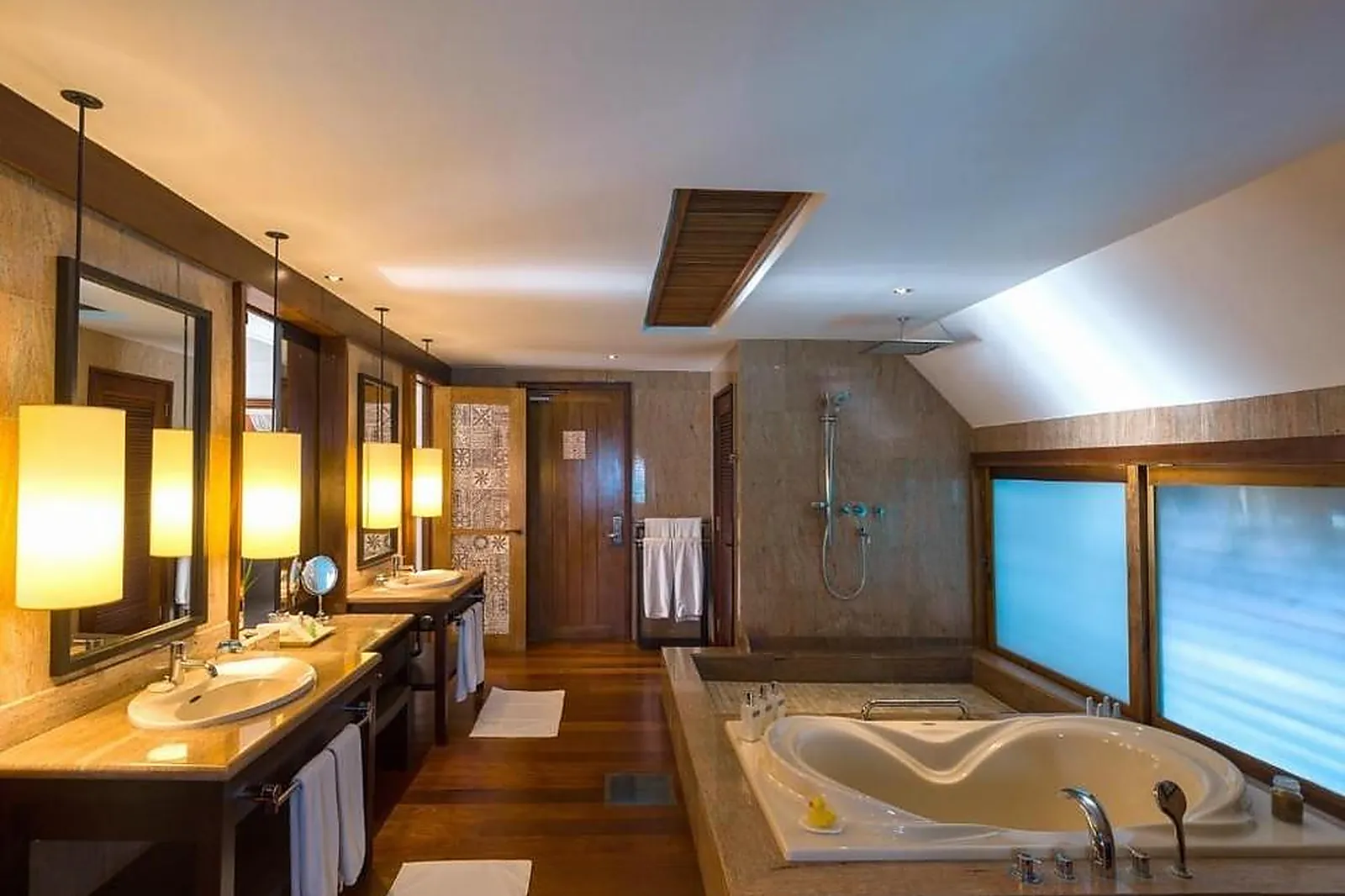 Lieux événementiels, THE ST REGIS BORA BORA RESORT