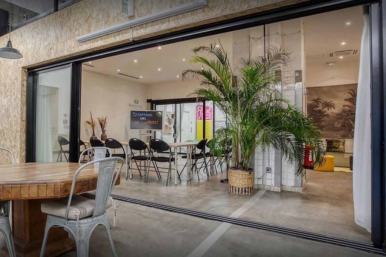 Lieux événementiels, THE SUN PROJECT