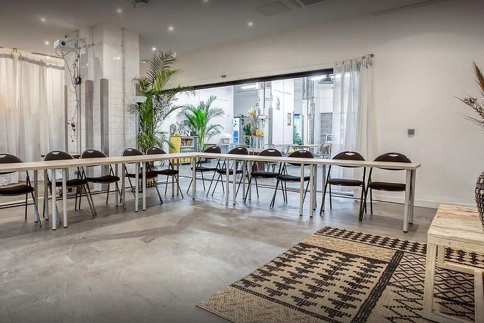 Lieux événementiels, THE SUN PROJECT