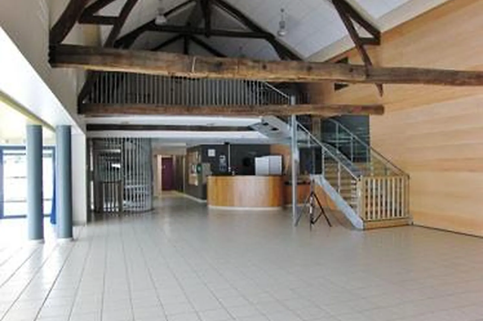 Lieux événementiels, THÉÂTRE CHARLES-TRENET