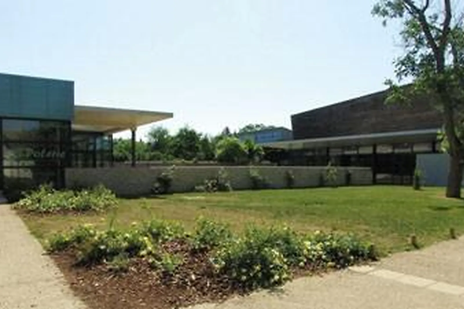 Lieux événementiels, THÉÂTRE CHARLES-TRENET