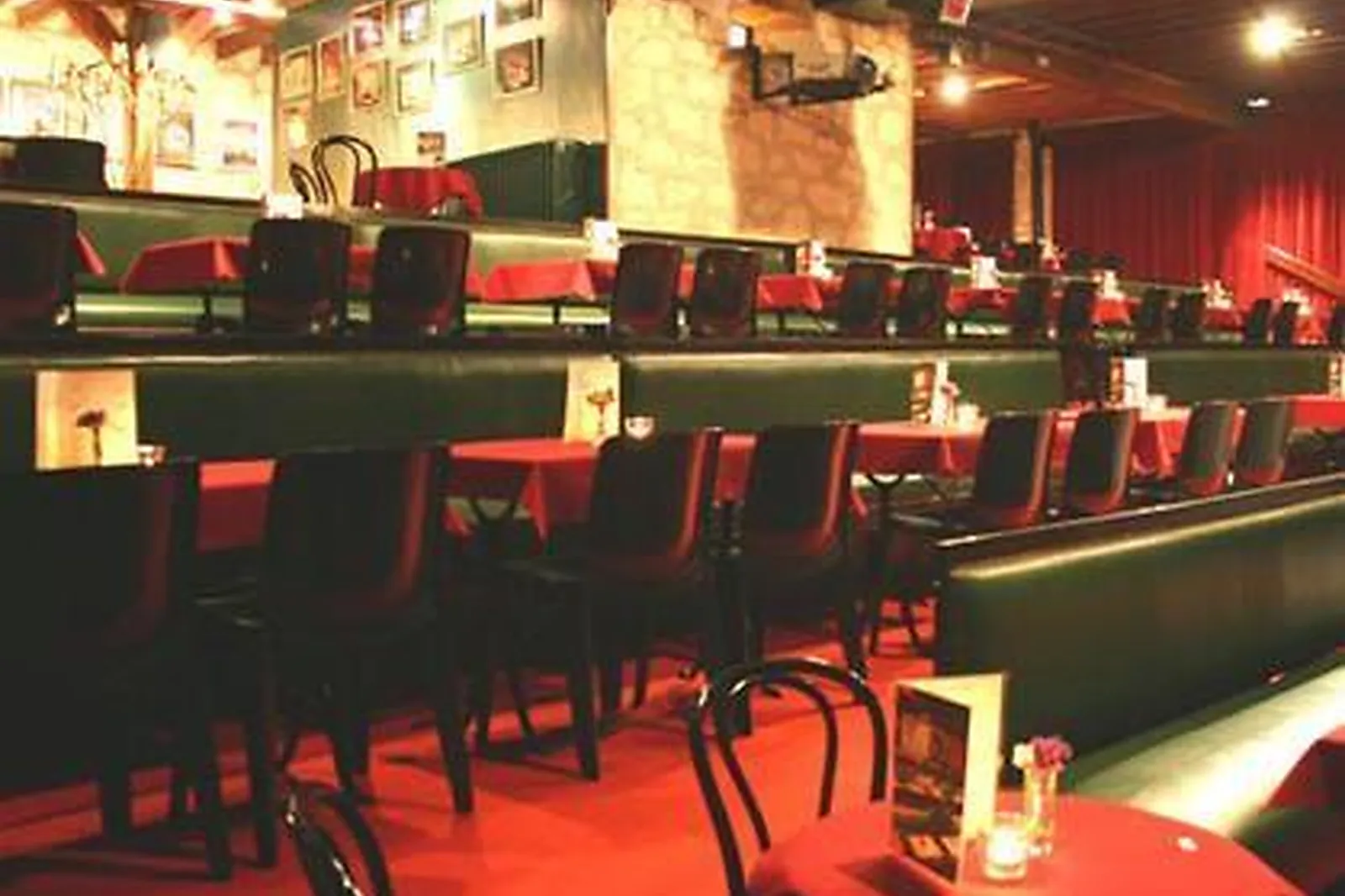 Lieux événementiels, THÉÂTRE LE PETIT BOUFFON