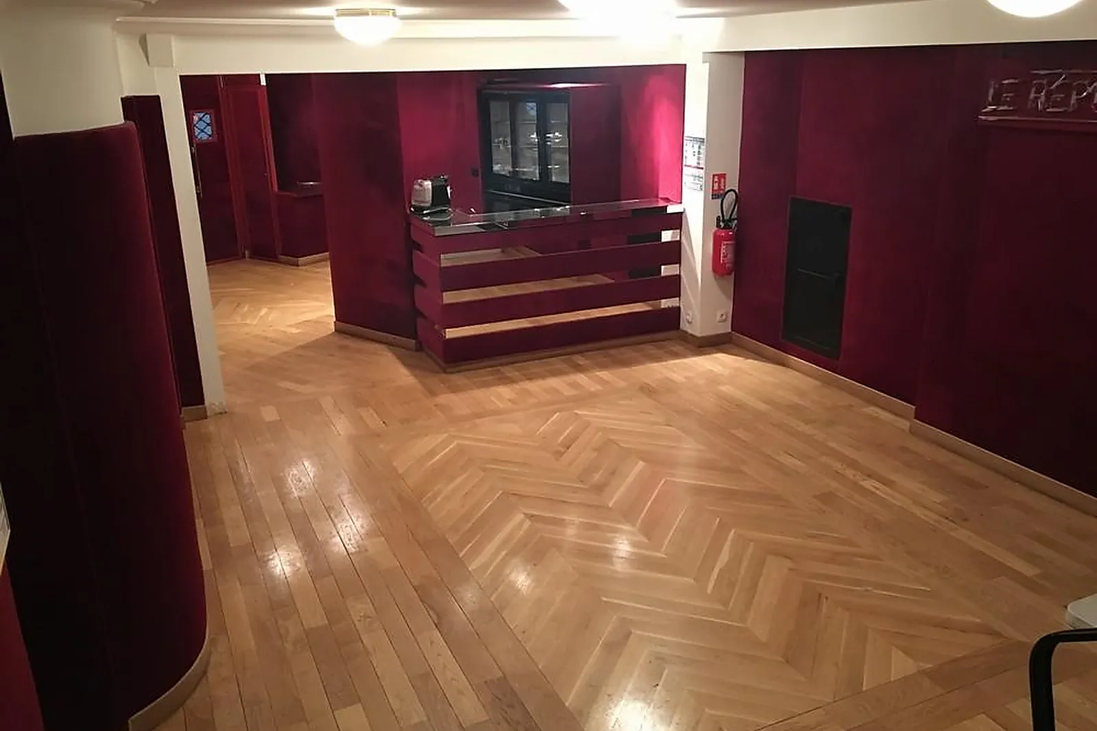 Lieux événementiels, THÉÂTRE LE RÉPUBLIQUE PARIS