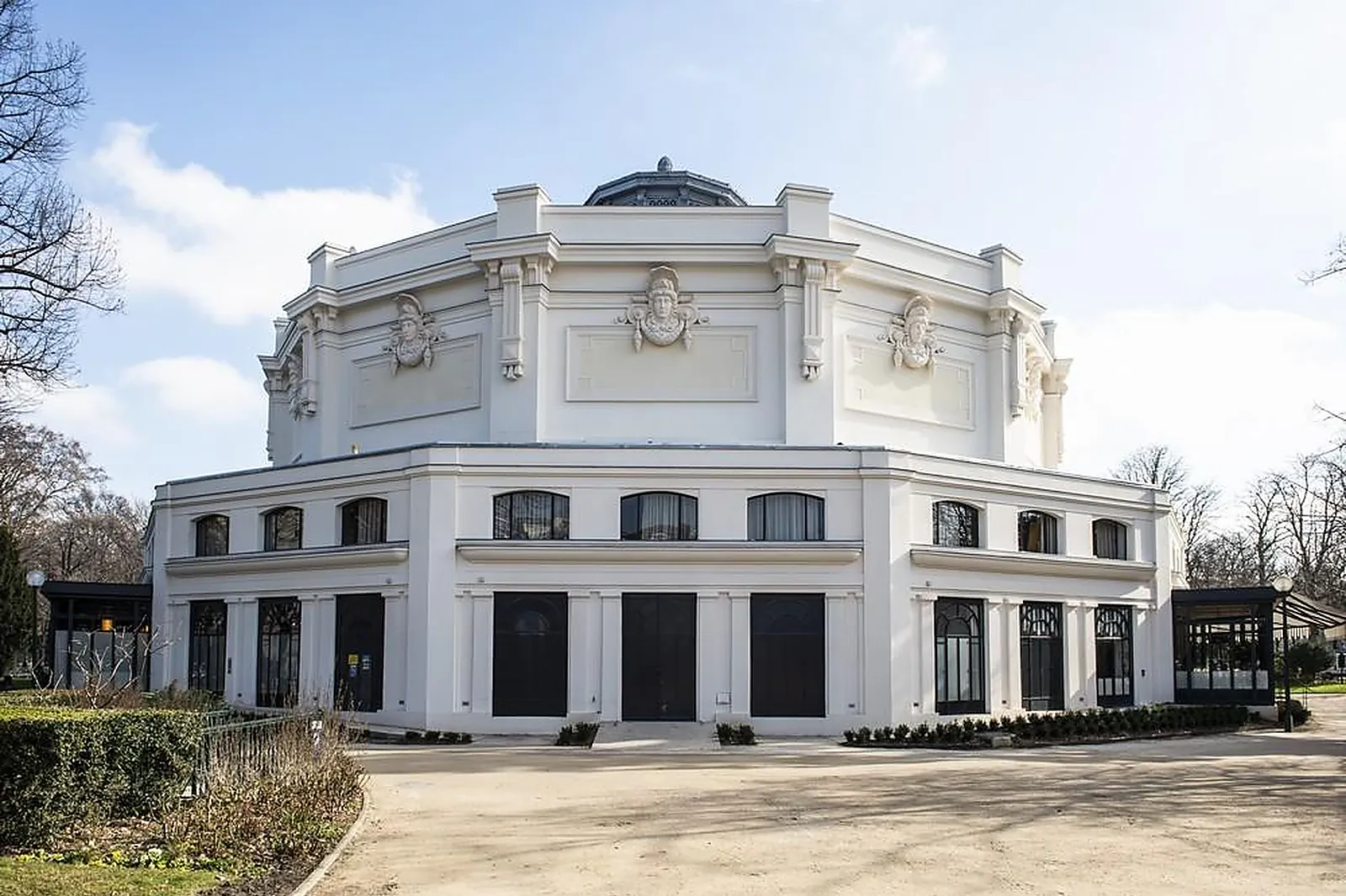 Lieux événementiels, THÉÂTRE MARIGNY