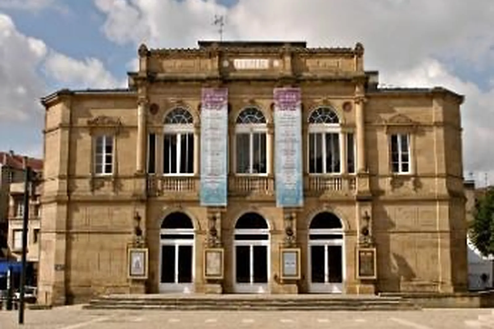 Lieux événementiels, THÉÂTRE MOULINS