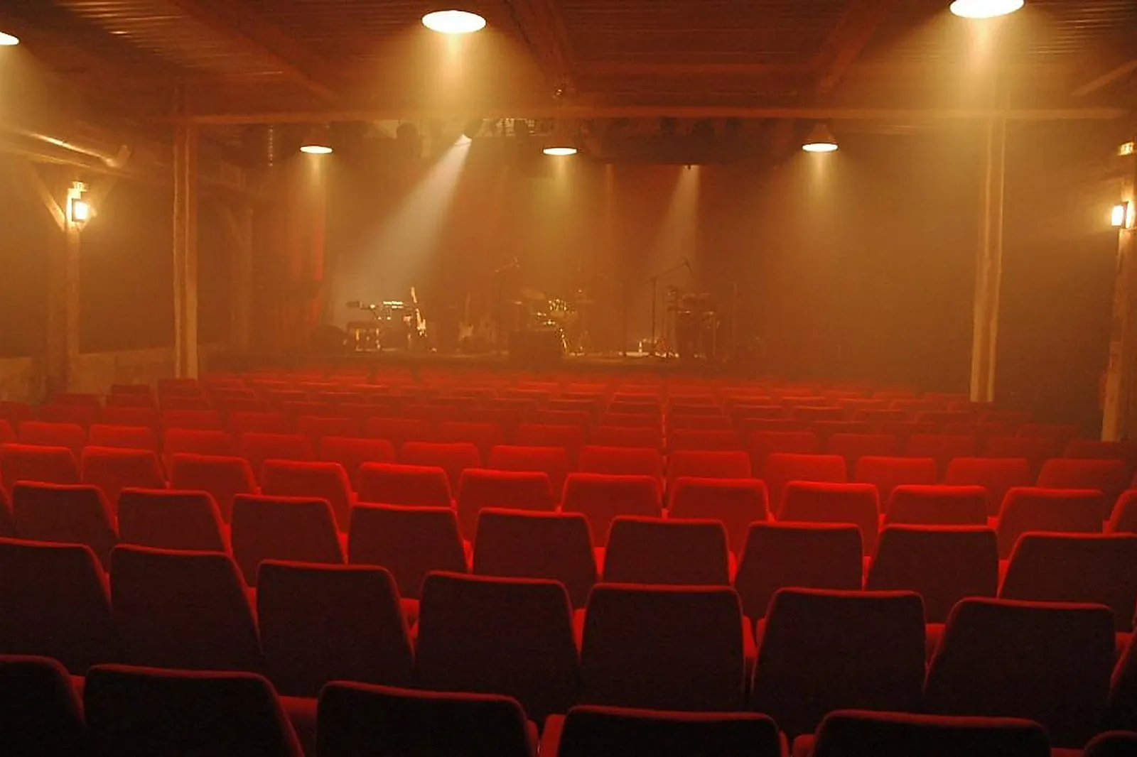 Lieux événementiels, THÉÂTRE DE LA REINE BLANCHE