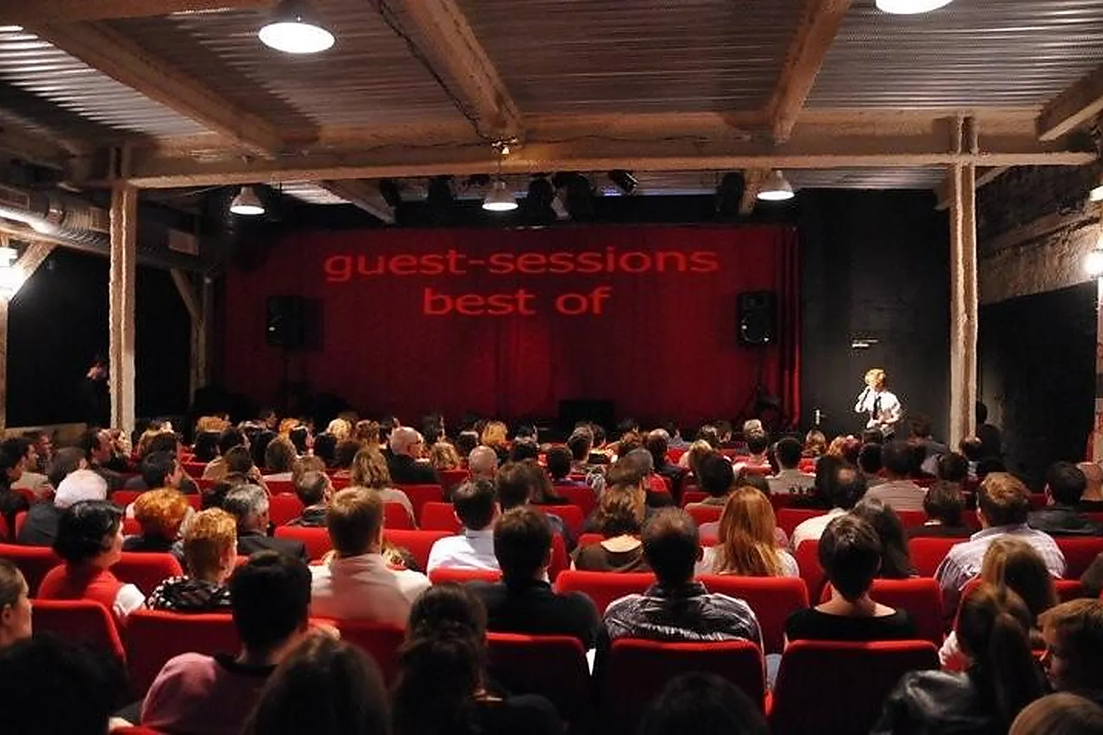 Lieux événementiels, THÉÂTRE DE LA REINE BLANCHE