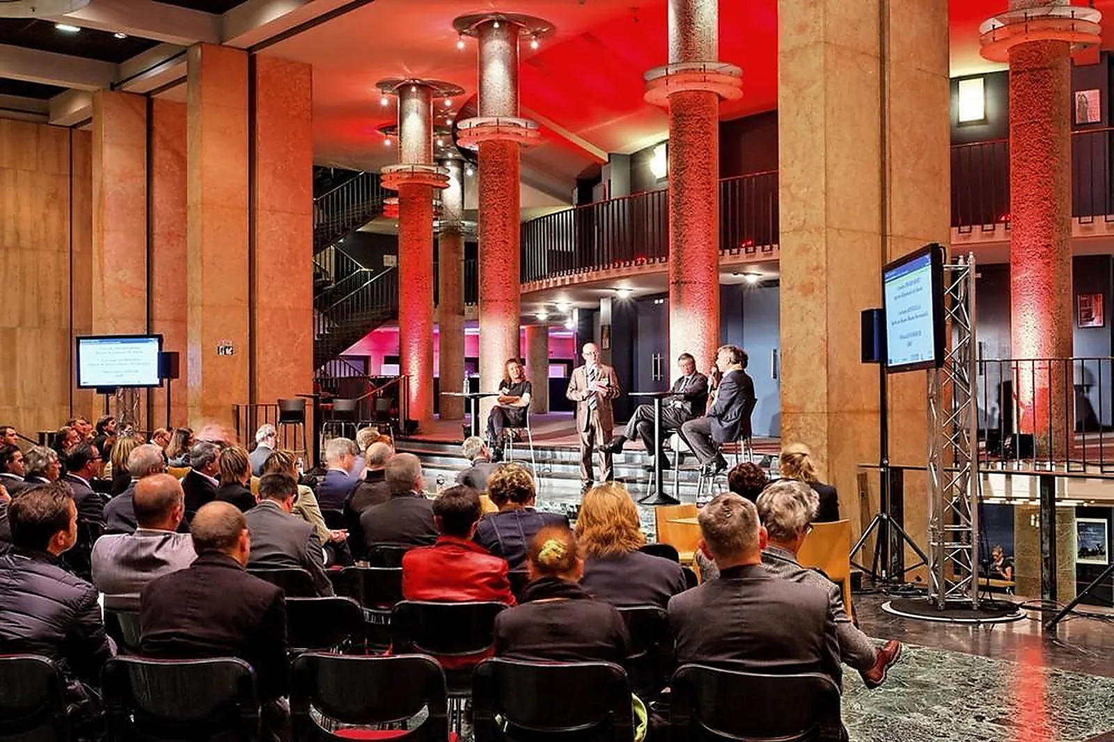 Lieux événementiels, THÉÂTRE DES ARTS