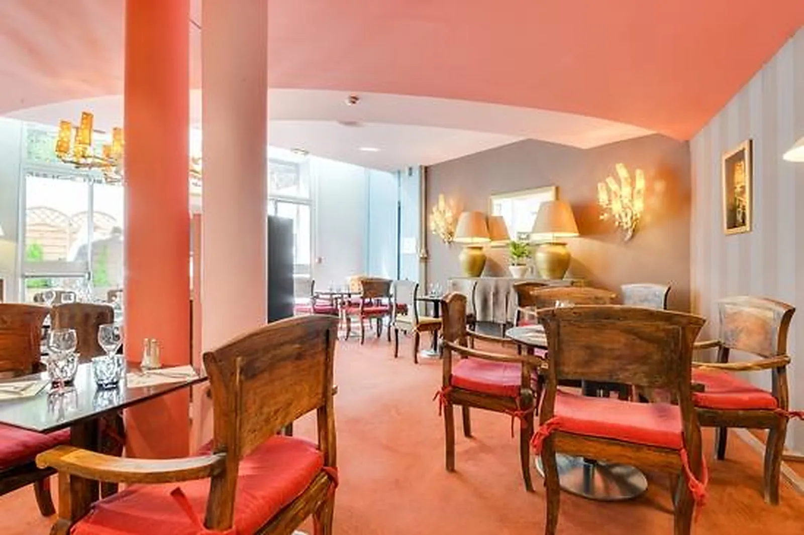 Lieux événementiels, THÉÂTRE DU ROND-POINT