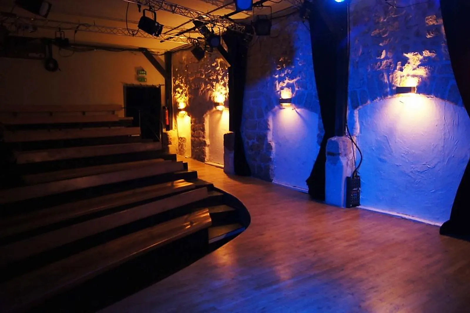 Lieux événementiels, THÉÂTRE DU TEMPS